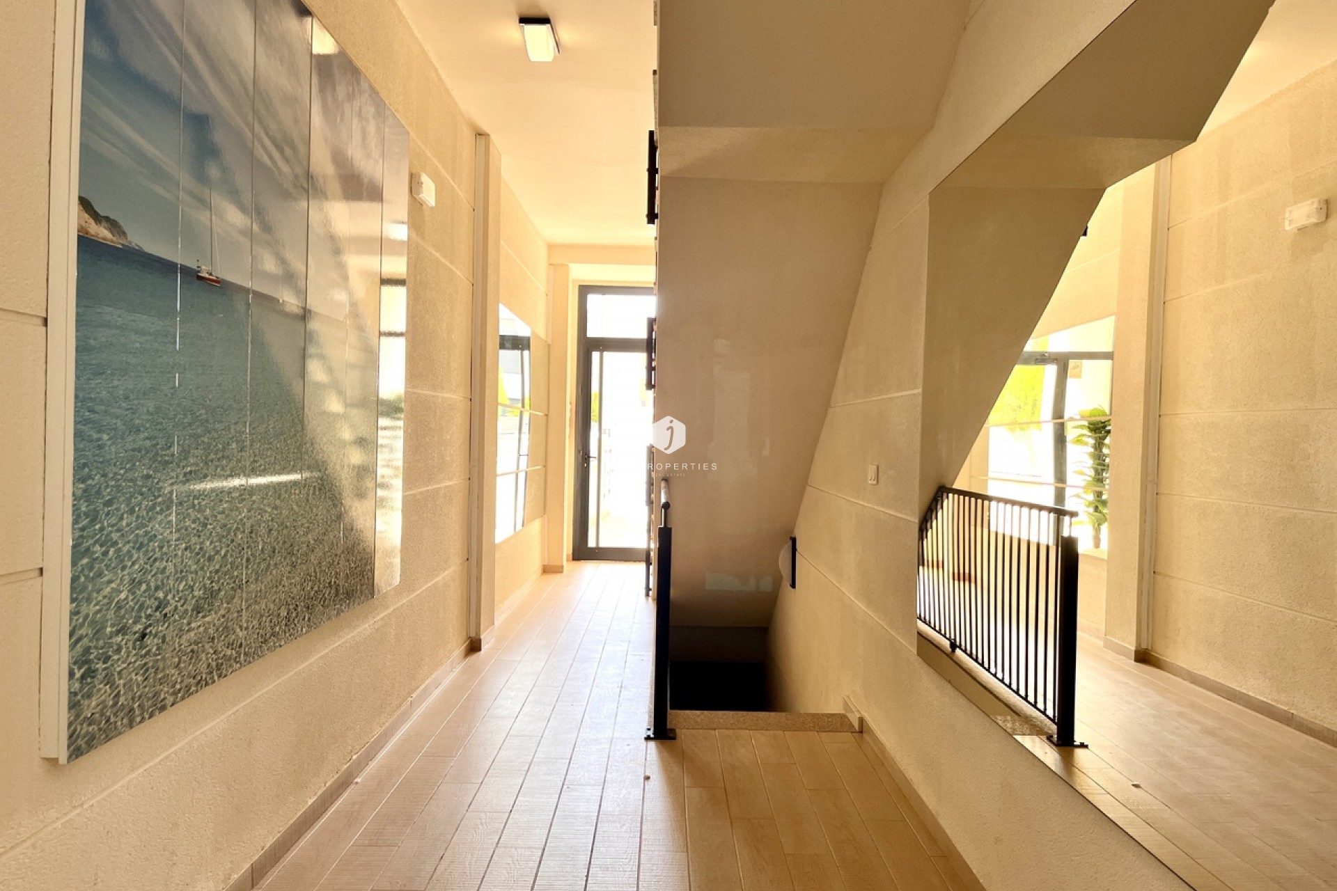 Tweedehands - Penthouse -
Los Dolses - Inland