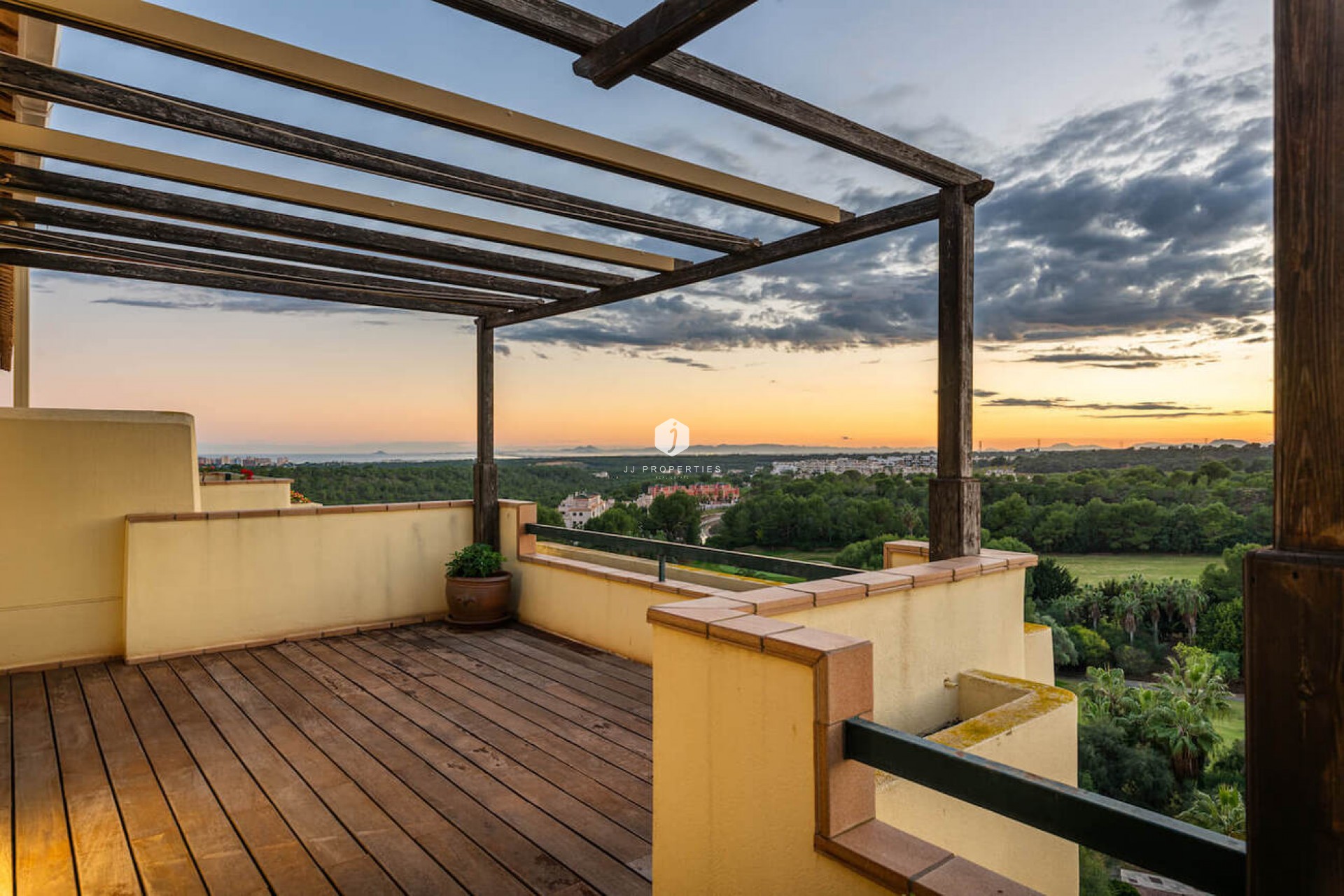 Tweedehands - Penthouse -
Orihuela Costa - Campoamor