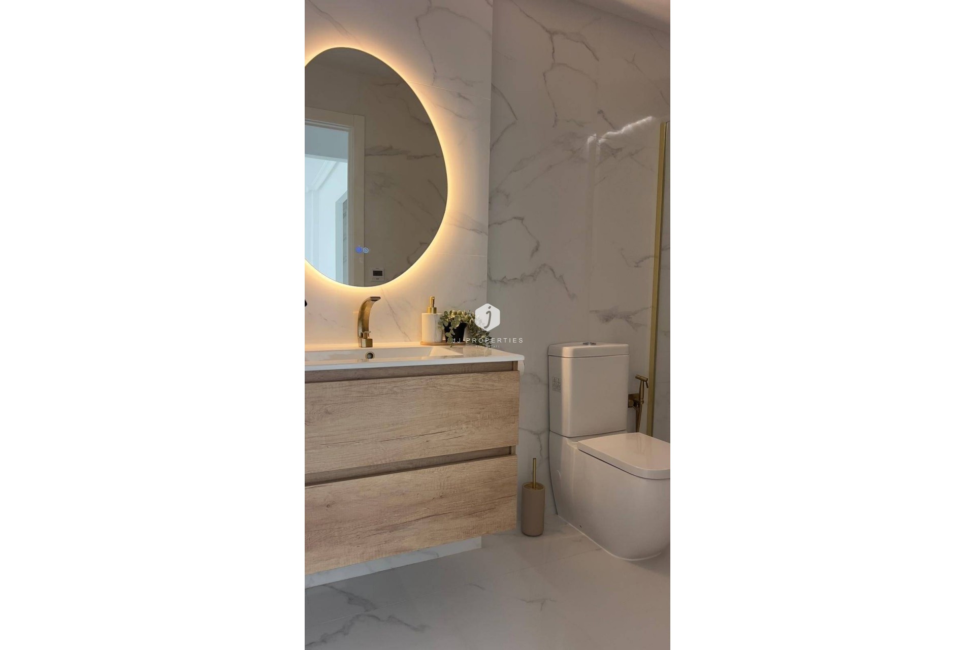 Tweedehands - Penthouse -
Orihuela Costa - La Zenia