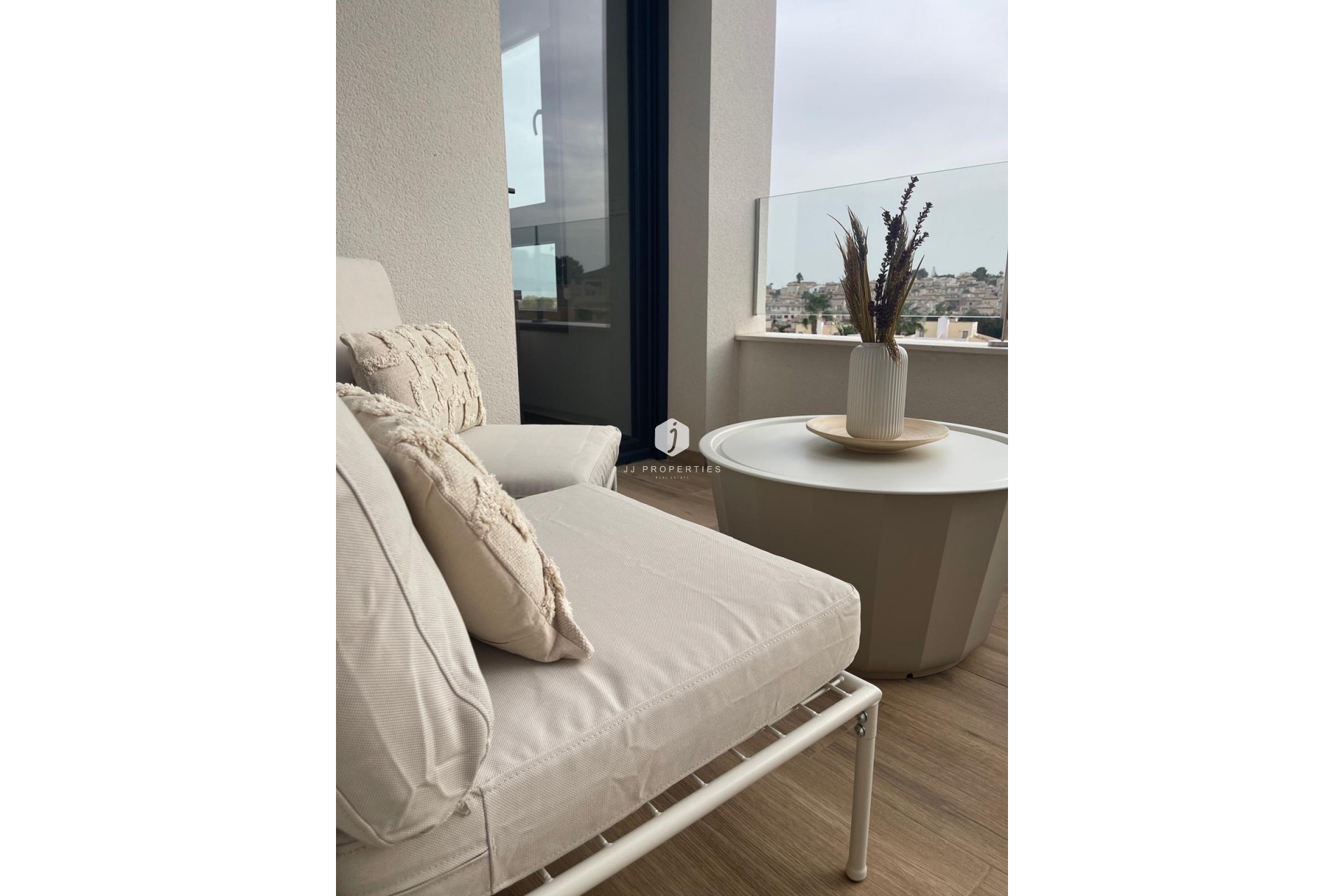 Tweedehands - Penthouse -
Orihuela Costa - Las Filipinas