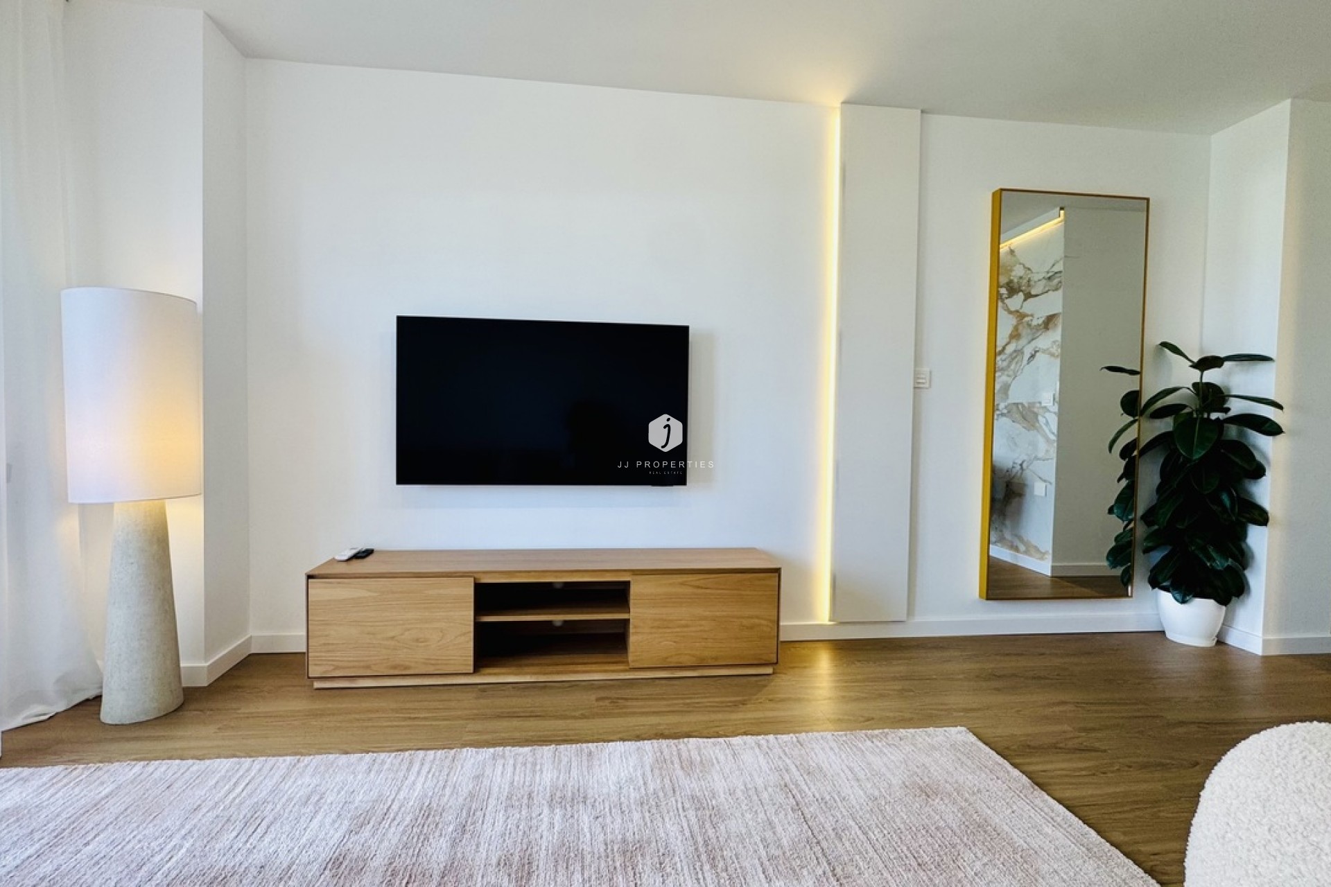 Tweedehands - Penthouse -
Punta Prima - Costa Blanca