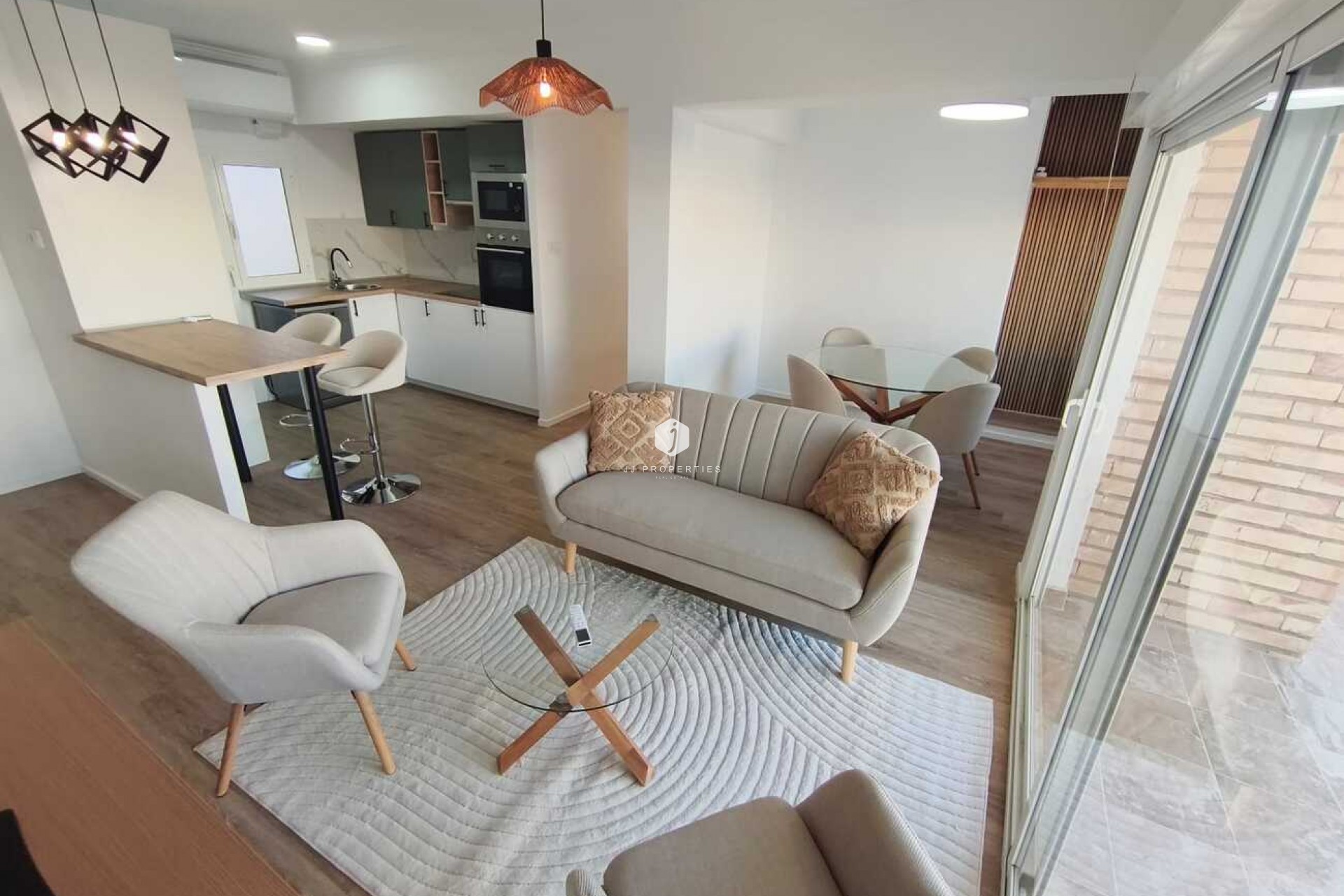Tweedehands - Penthouse -
Punta Prima - Costa Blanca