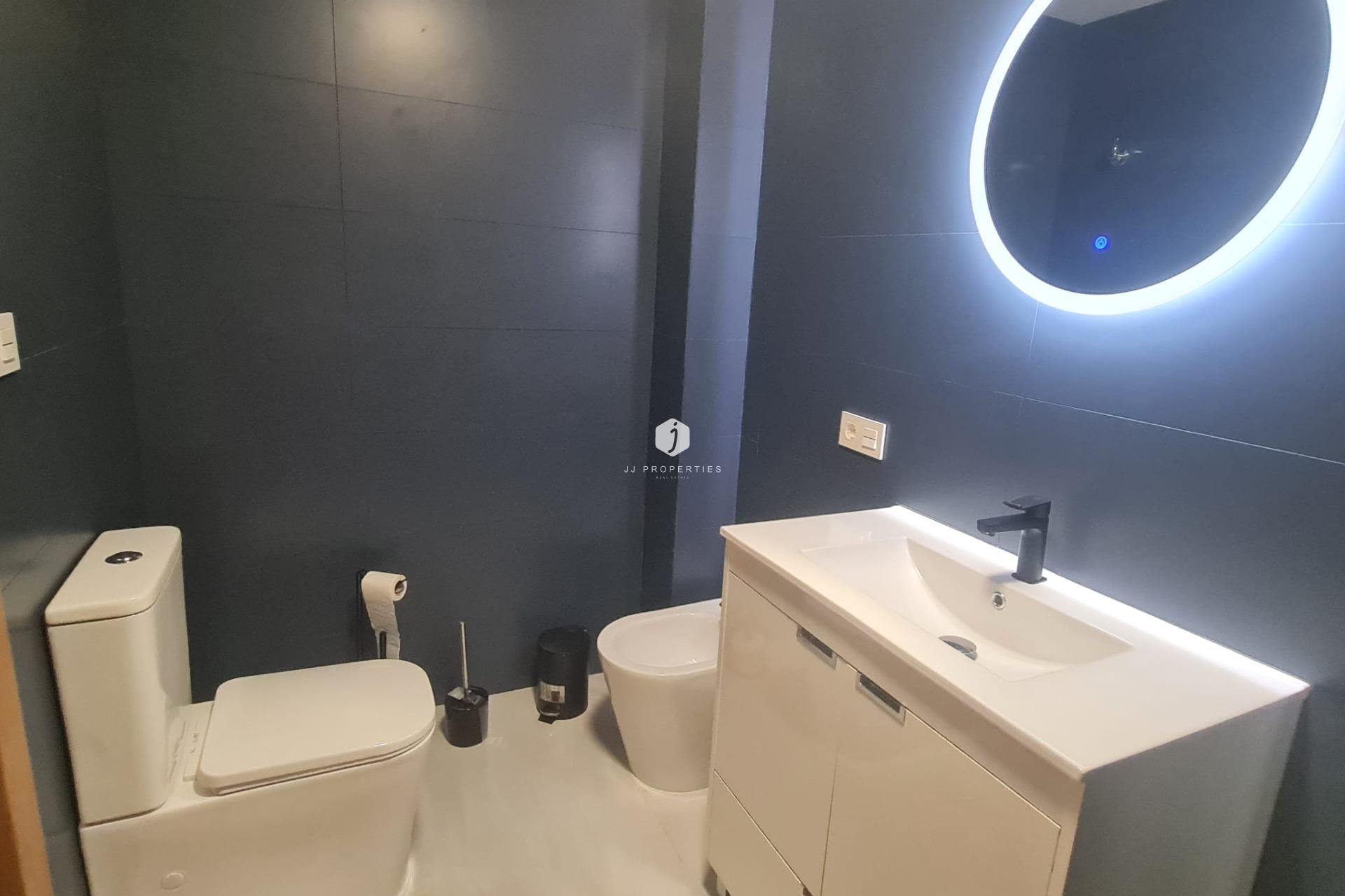 Tweedehands - Penthouse -
Torrevieja - Acequion