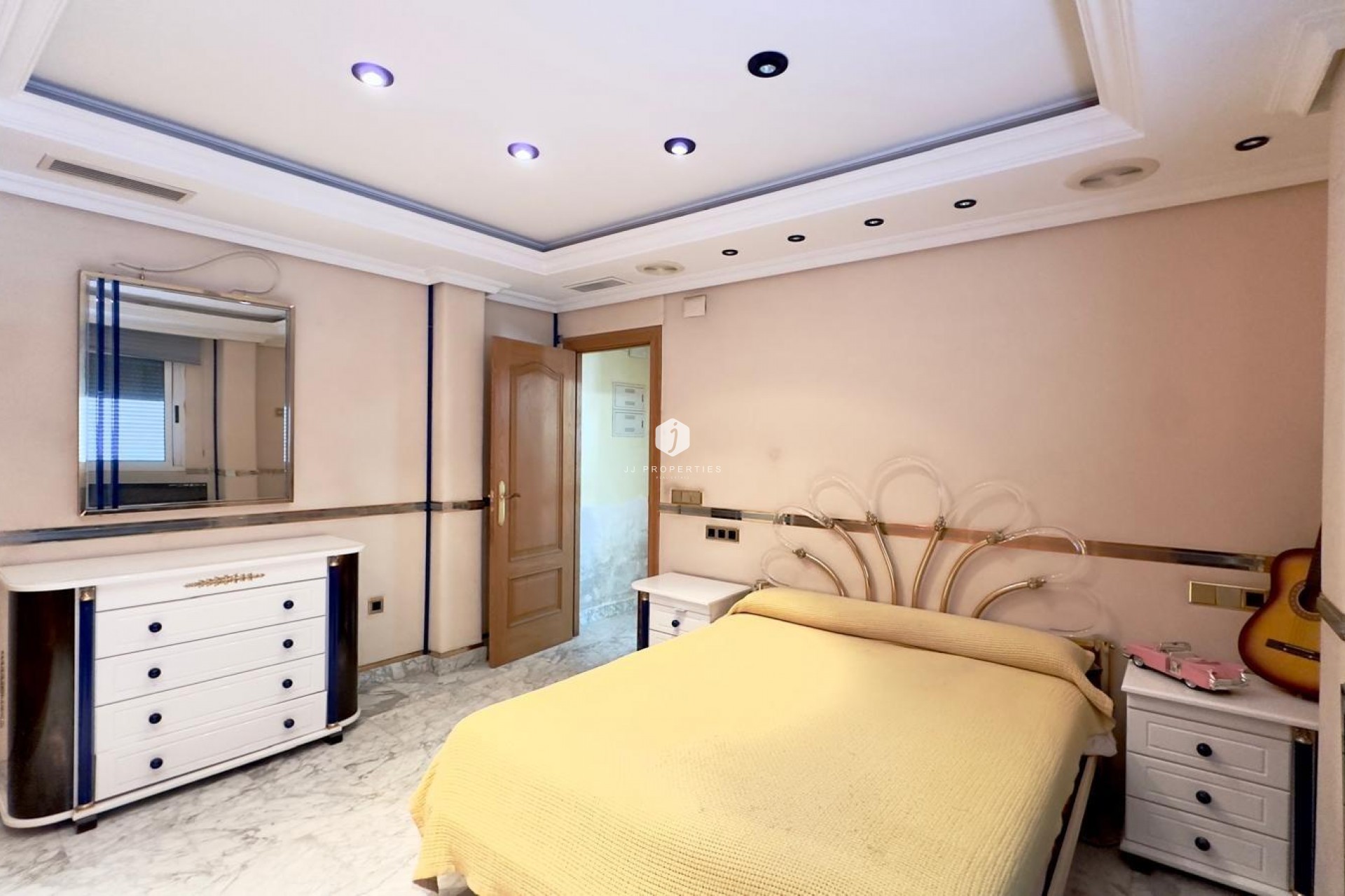 Tweedehands - Penthouse -
Torrevieja - Centro