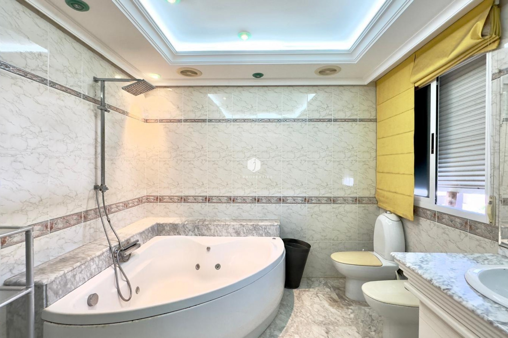 Tweedehands - Penthouse -
Torrevieja - Centro