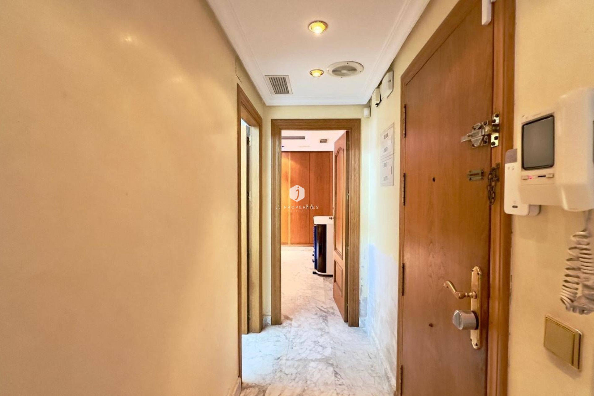 Tweedehands - Penthouse -
Torrevieja - Centro