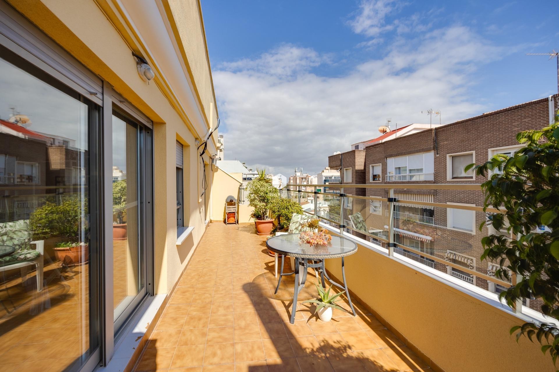 Tweedehands - Penthouse -
Torrevieja - Centro