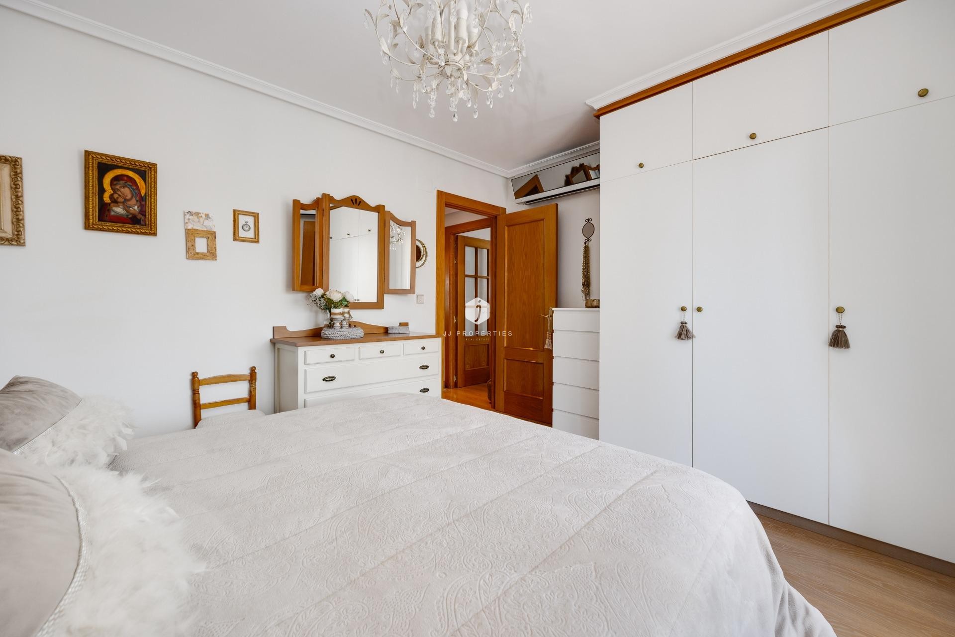 Tweedehands - Penthouse -
Torrevieja - Centro