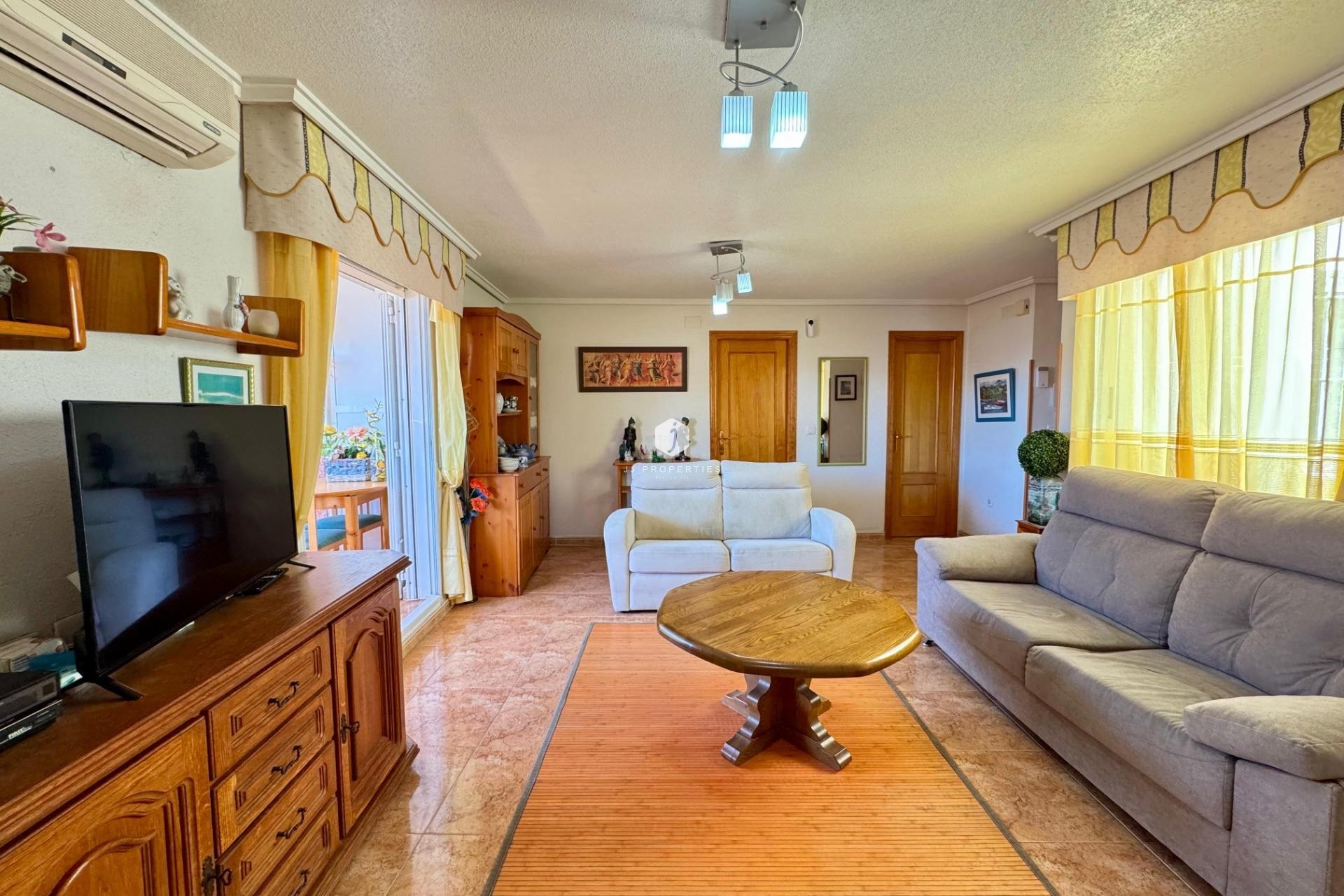 Tweedehands - Penthouse -
Torrevieja - Costa Blanca