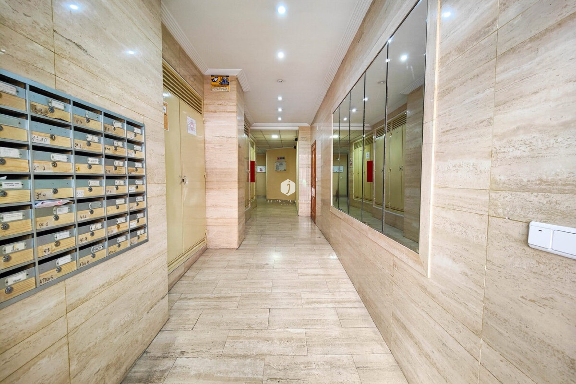 Tweedehands - Penthouse -
Torrevieja - Costa Blanca