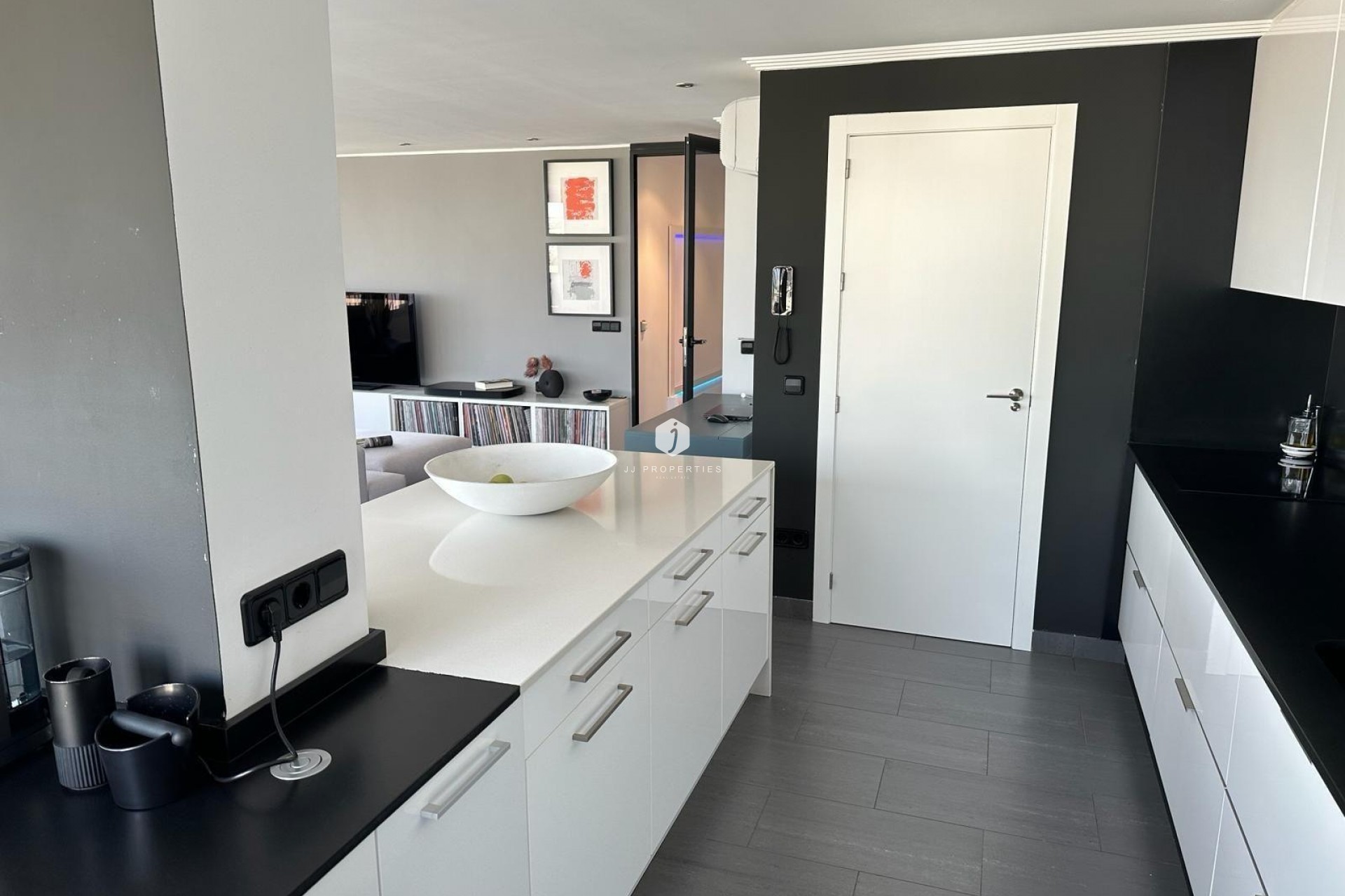 Tweedehands - Penthouse -
Torrevieja - El Acequión - Los Náufragos