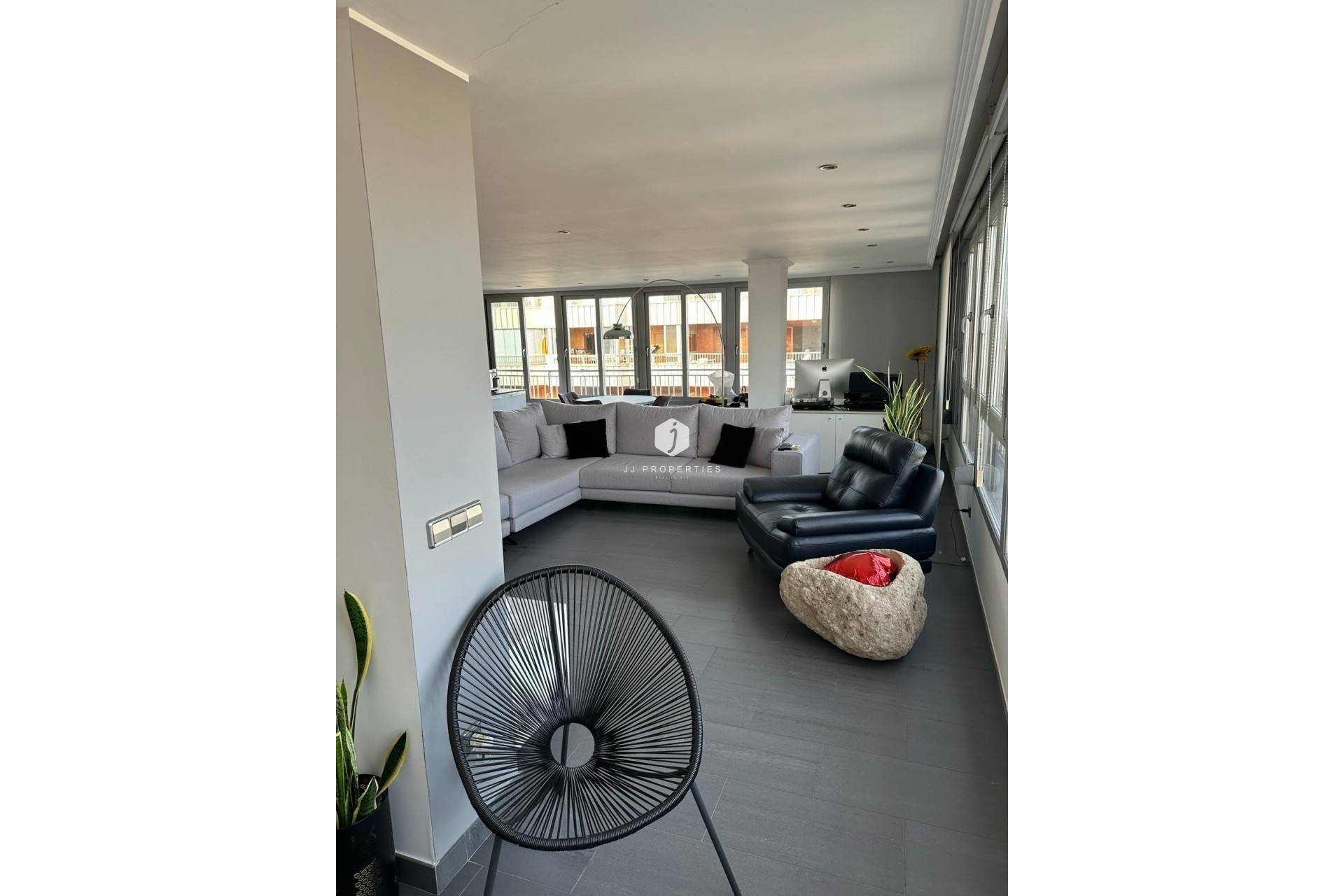 Tweedehands - Penthouse -
Torrevieja - El Acequión - Los Náufragos