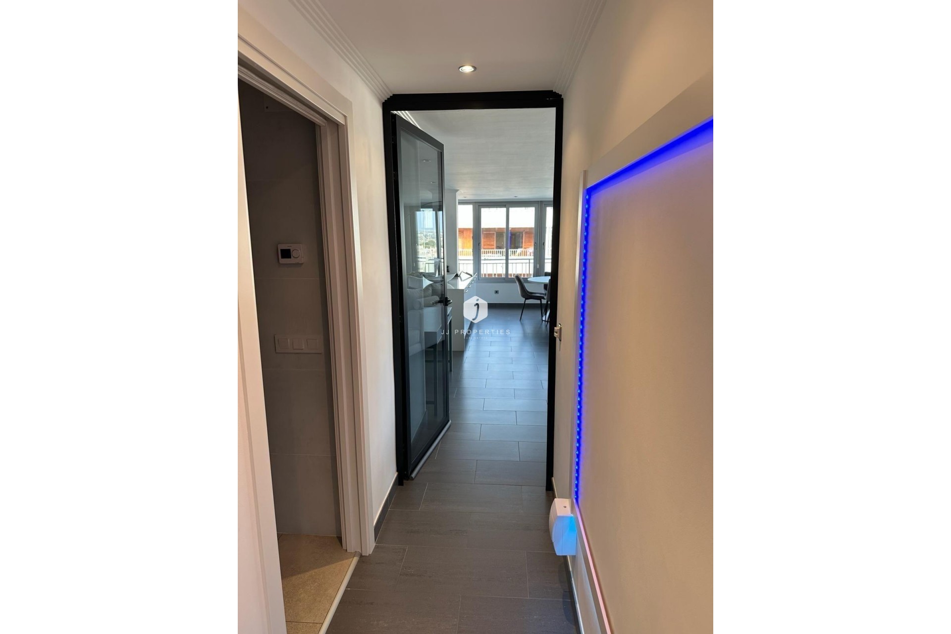 Tweedehands - Penthouse -
Torrevieja - El Acequión - Los Náufragos