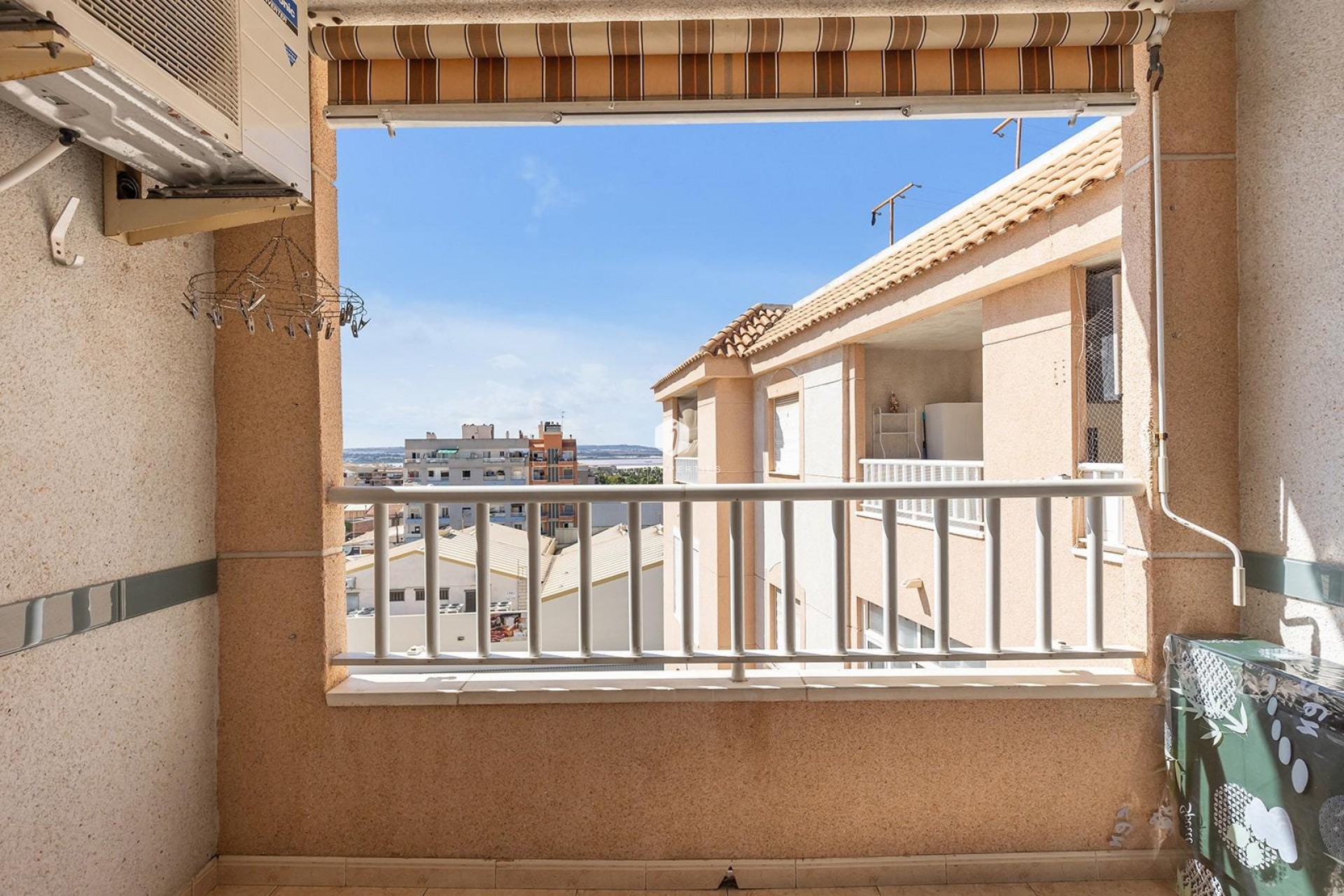Tweedehands - Penthouse -
Torrevieja - El molino