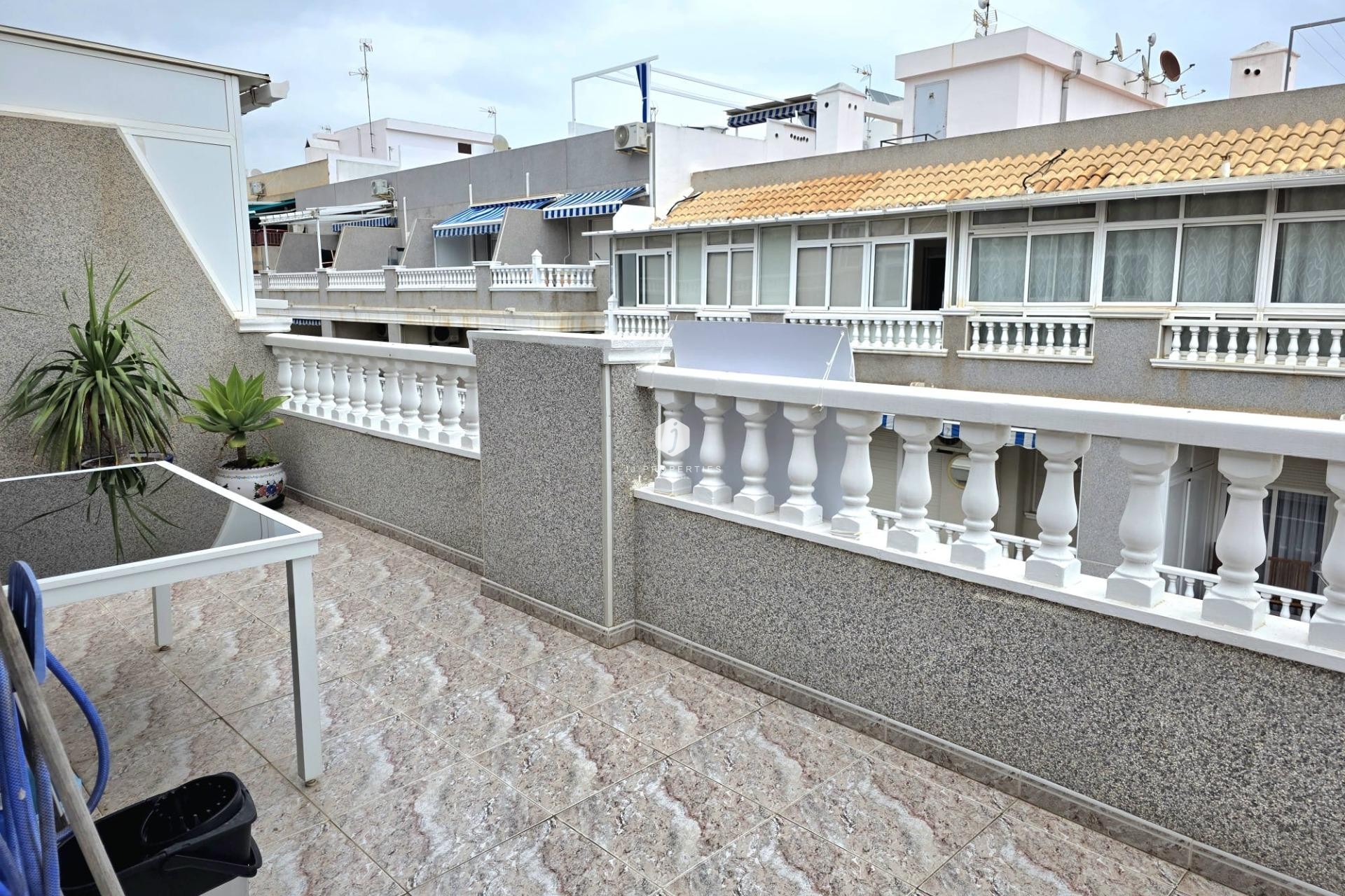 Tweedehands - Penthouse -
Torrevieja - Estacion de autobuses