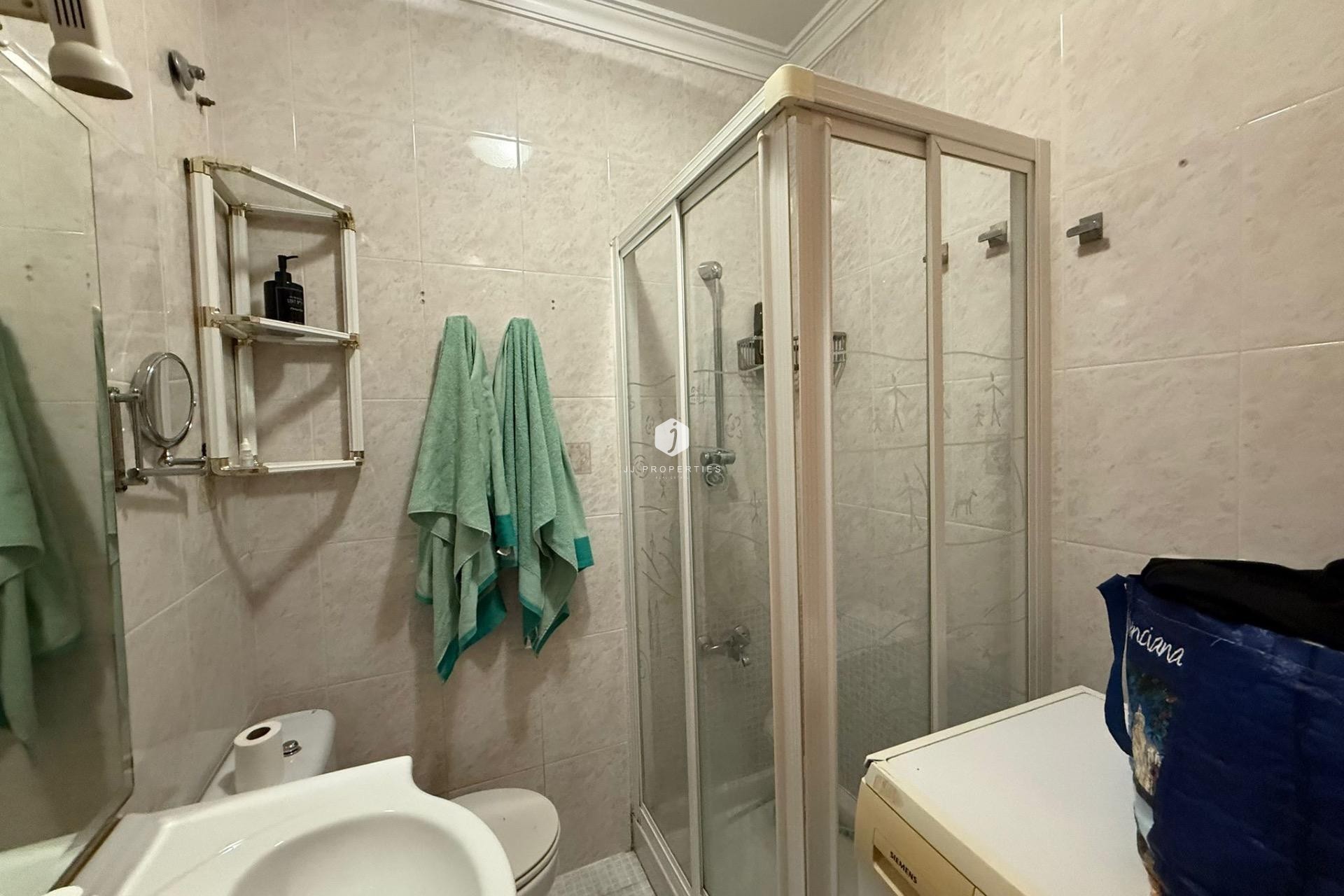Tweedehands - Penthouse -
Torrevieja - Estacion de autobuses