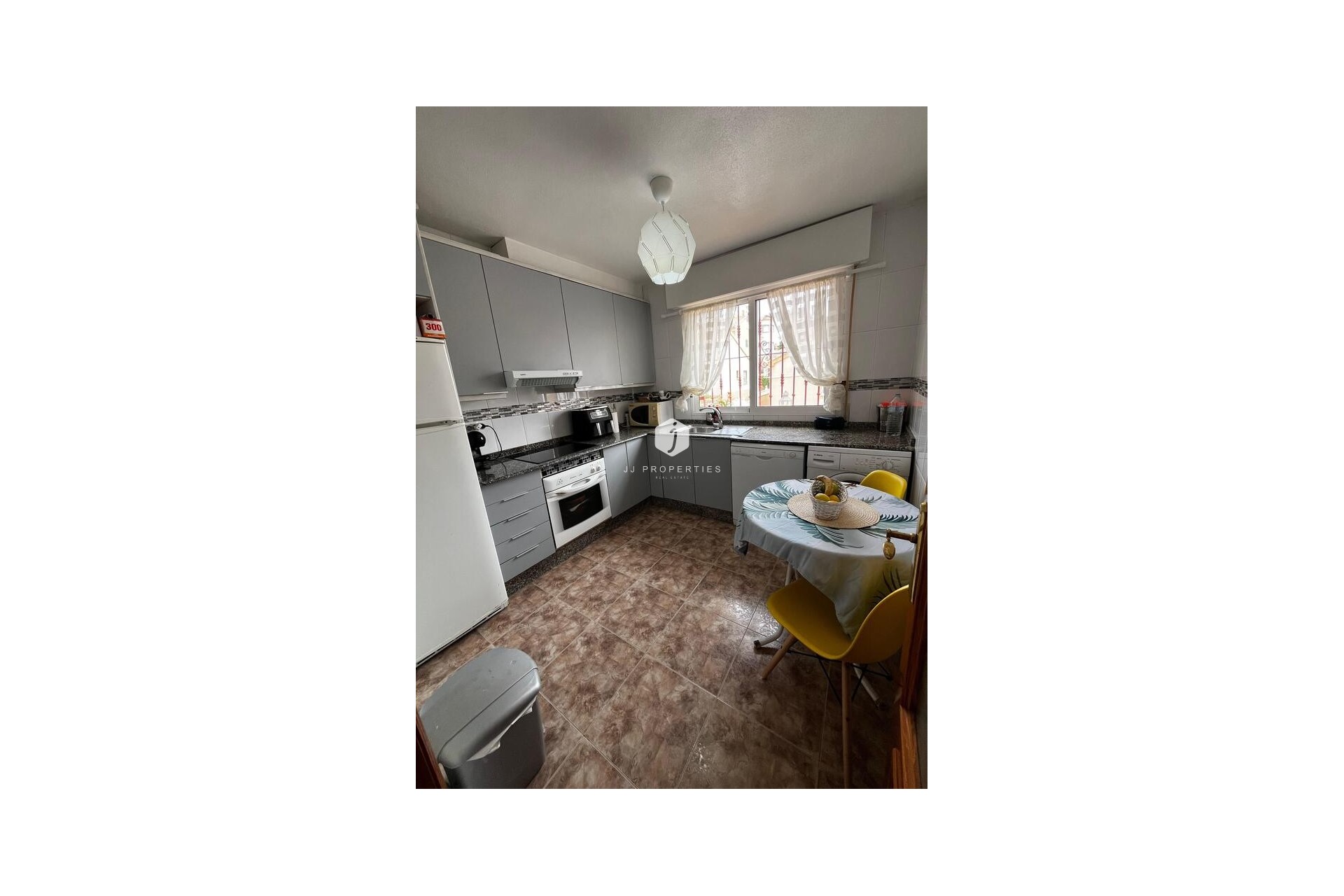 Tweedehands - Penthouse -
Torrevieja - La Florida