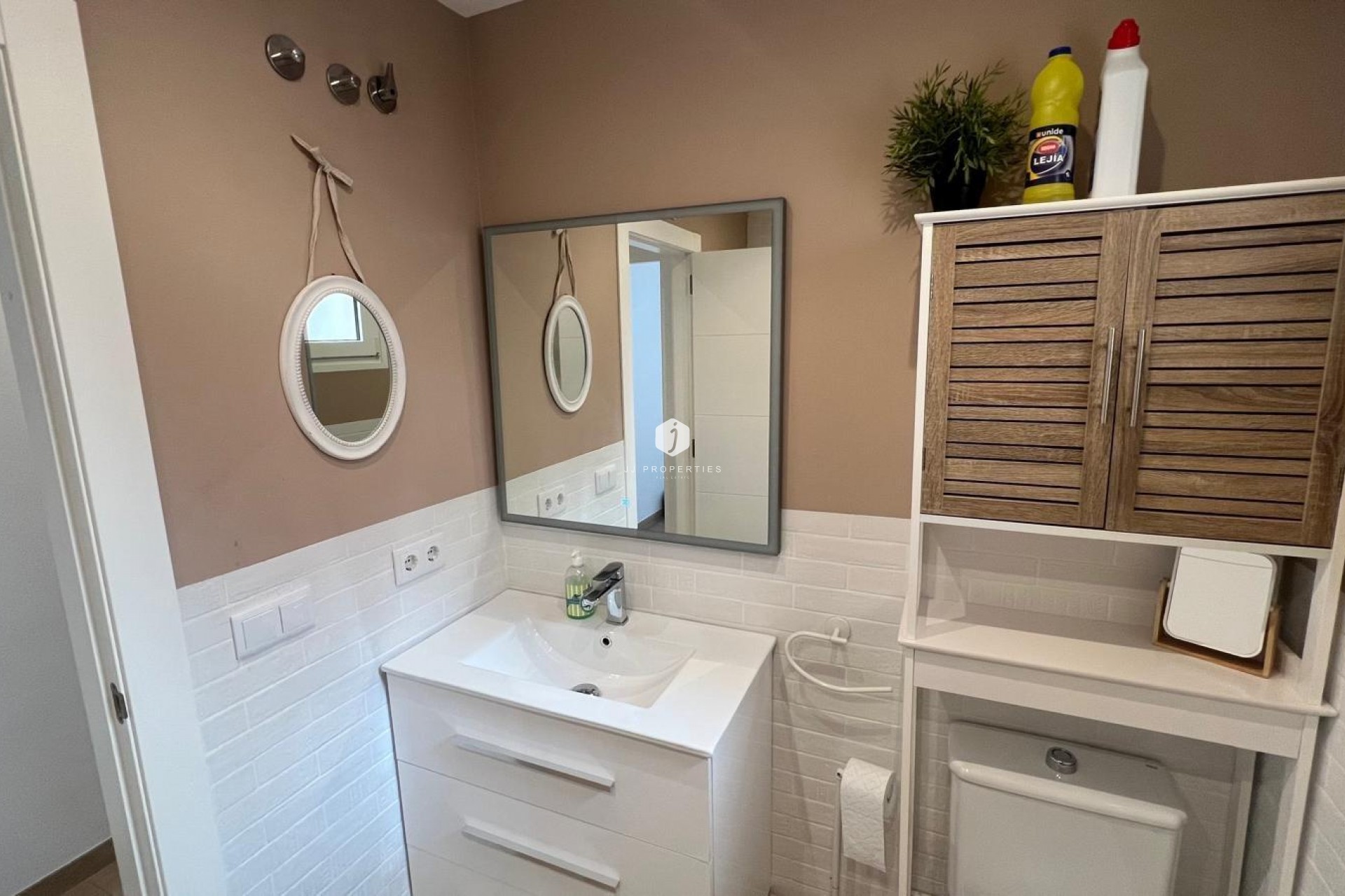 Tweedehands - Penthouse -
Torrevieja - La Mata Pueblo