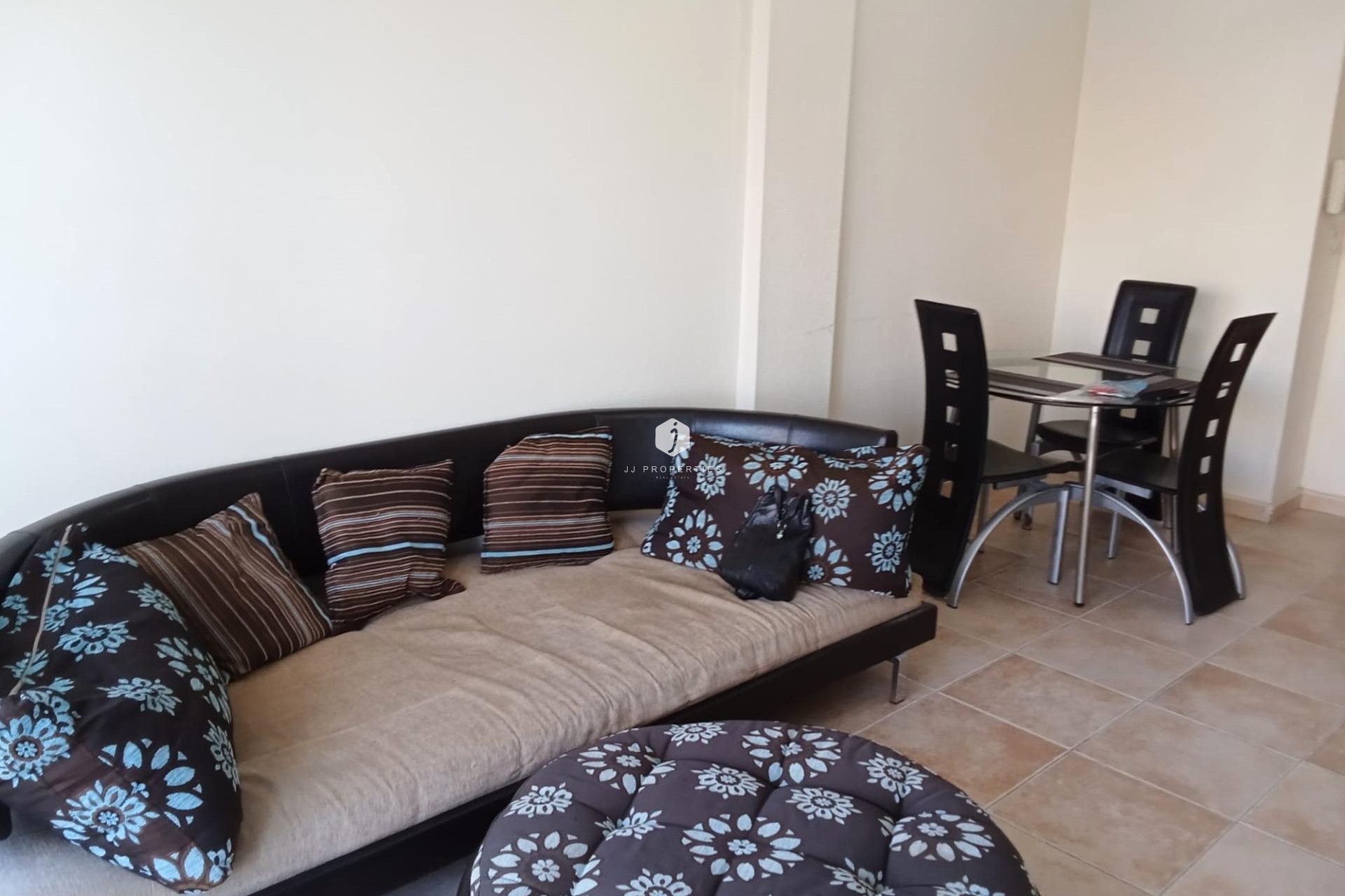 Tweedehands - Penthouse -
Torrevieja - La veleta