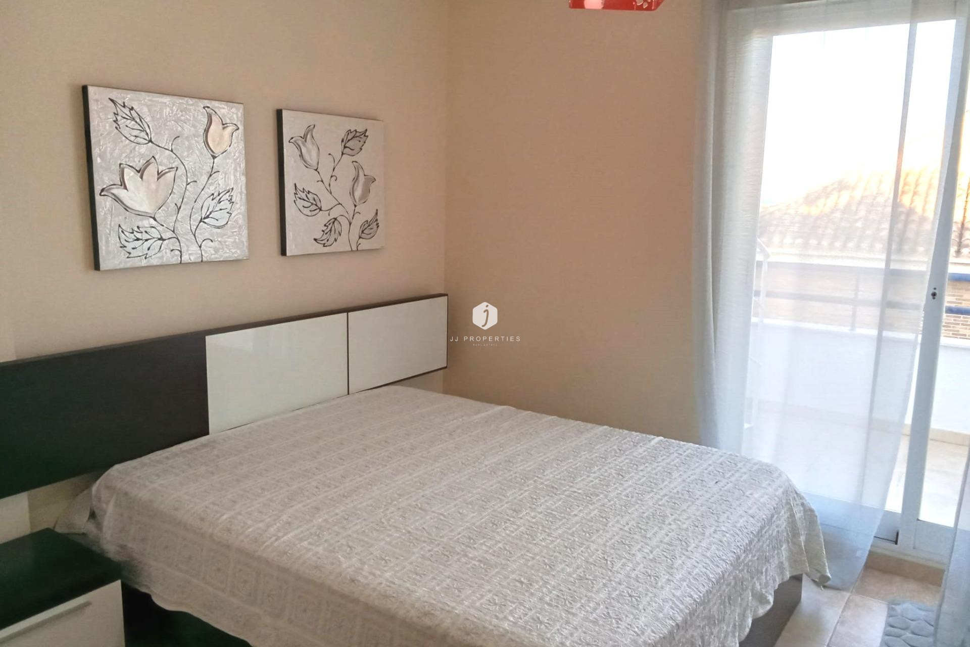 Tweedehands - Penthouse -
Torrevieja - La veleta