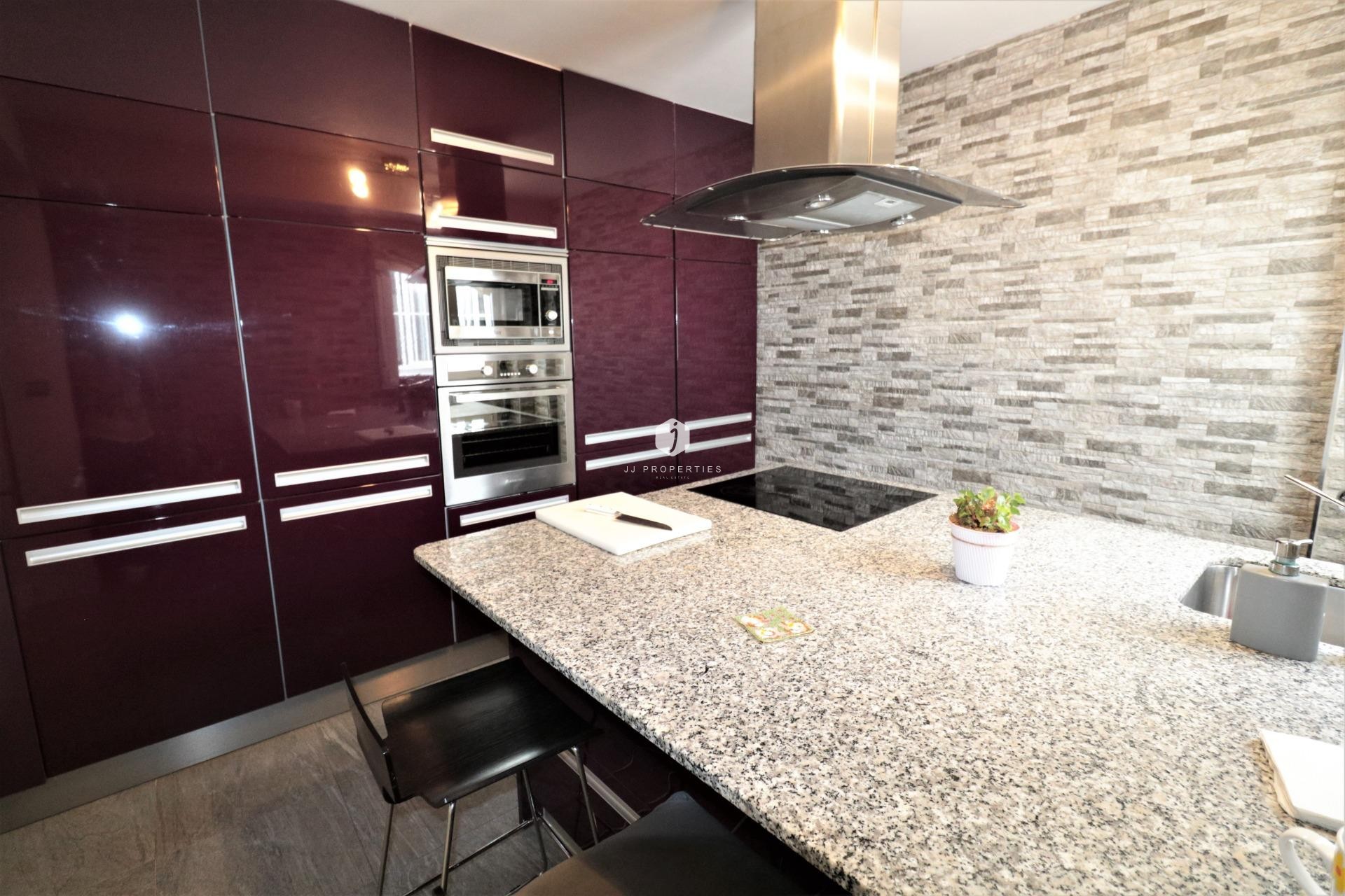 Tweedehands - Penthouse -
Torrevieja - Playa de los Naufragos