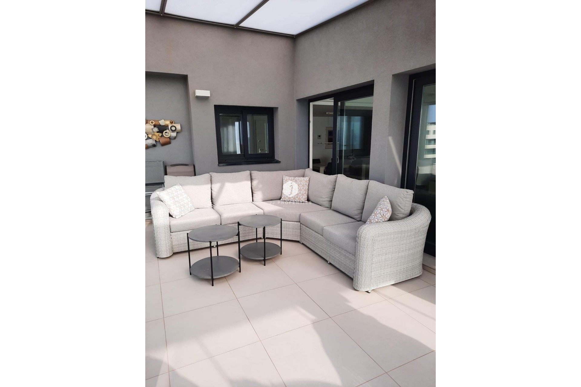 Tweedehands - Penthouse -
Torrevieja - Punta prima