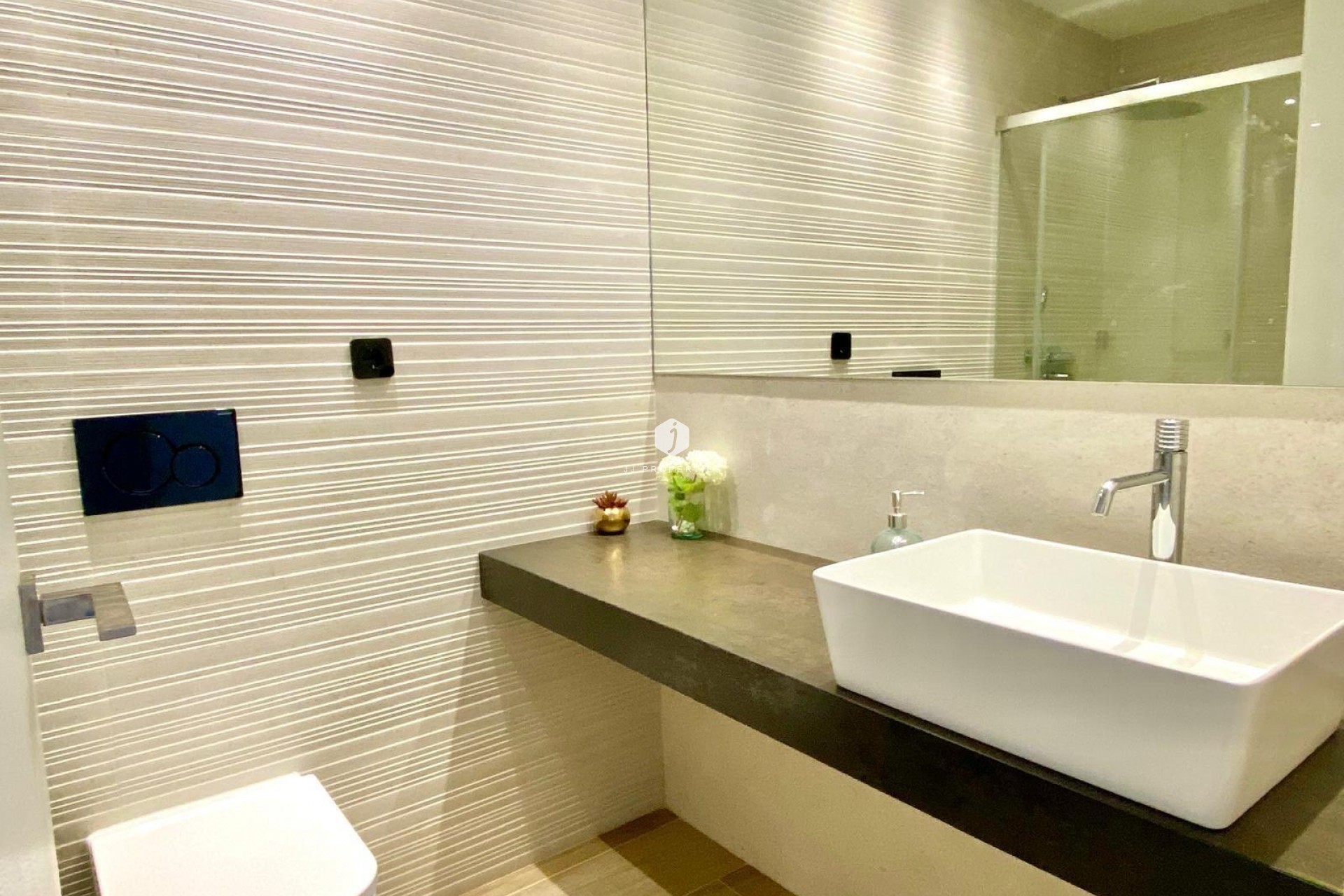 Tweedehands - Penthouse -
Torrevieja - Punta prima