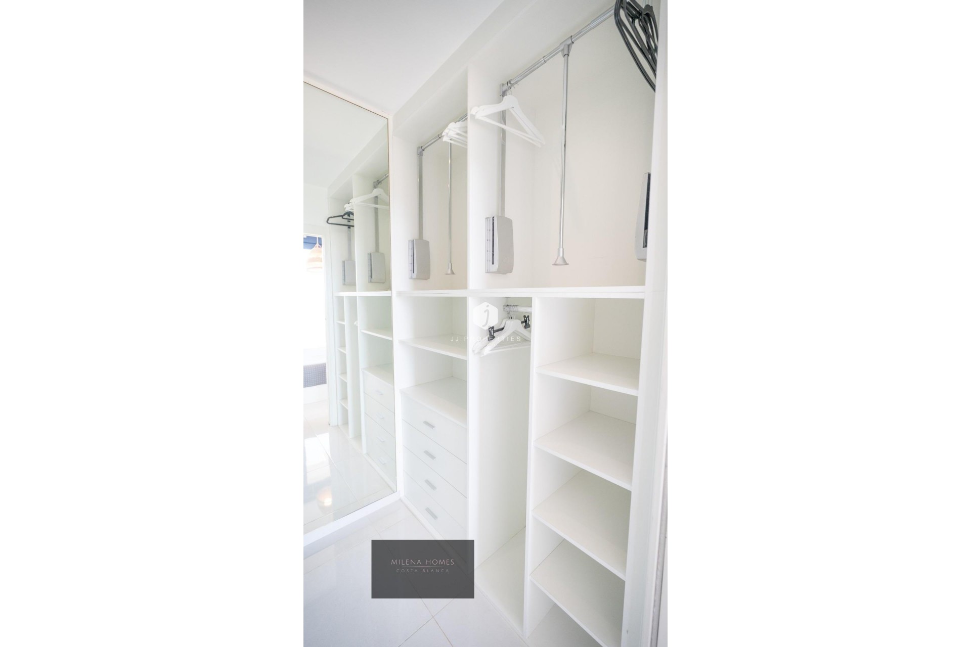 Tweedehands - Penthouse -
Torrevieja - Punta prima