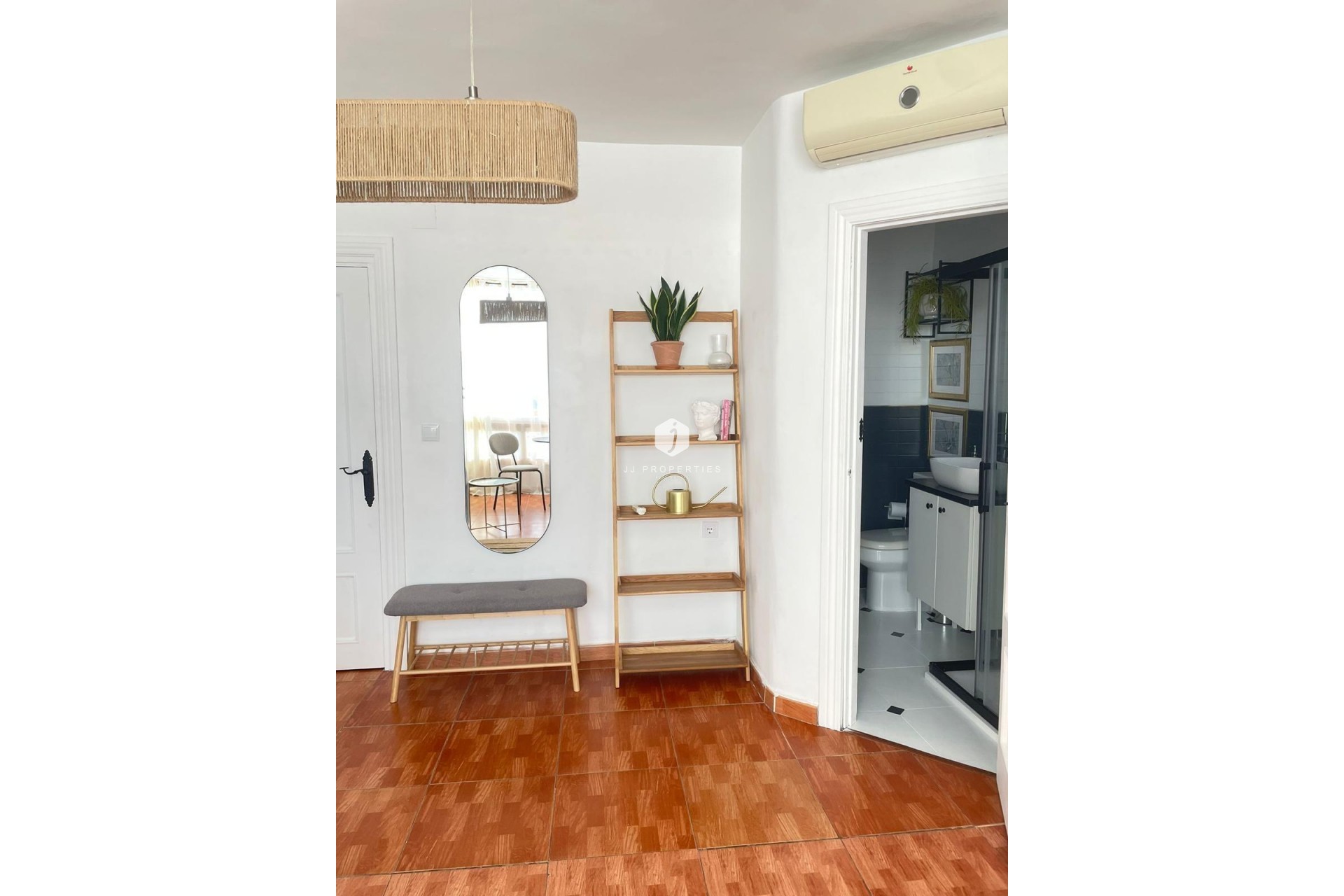 Tweedehands - Penthouse -
Torrevieja - Punta prima