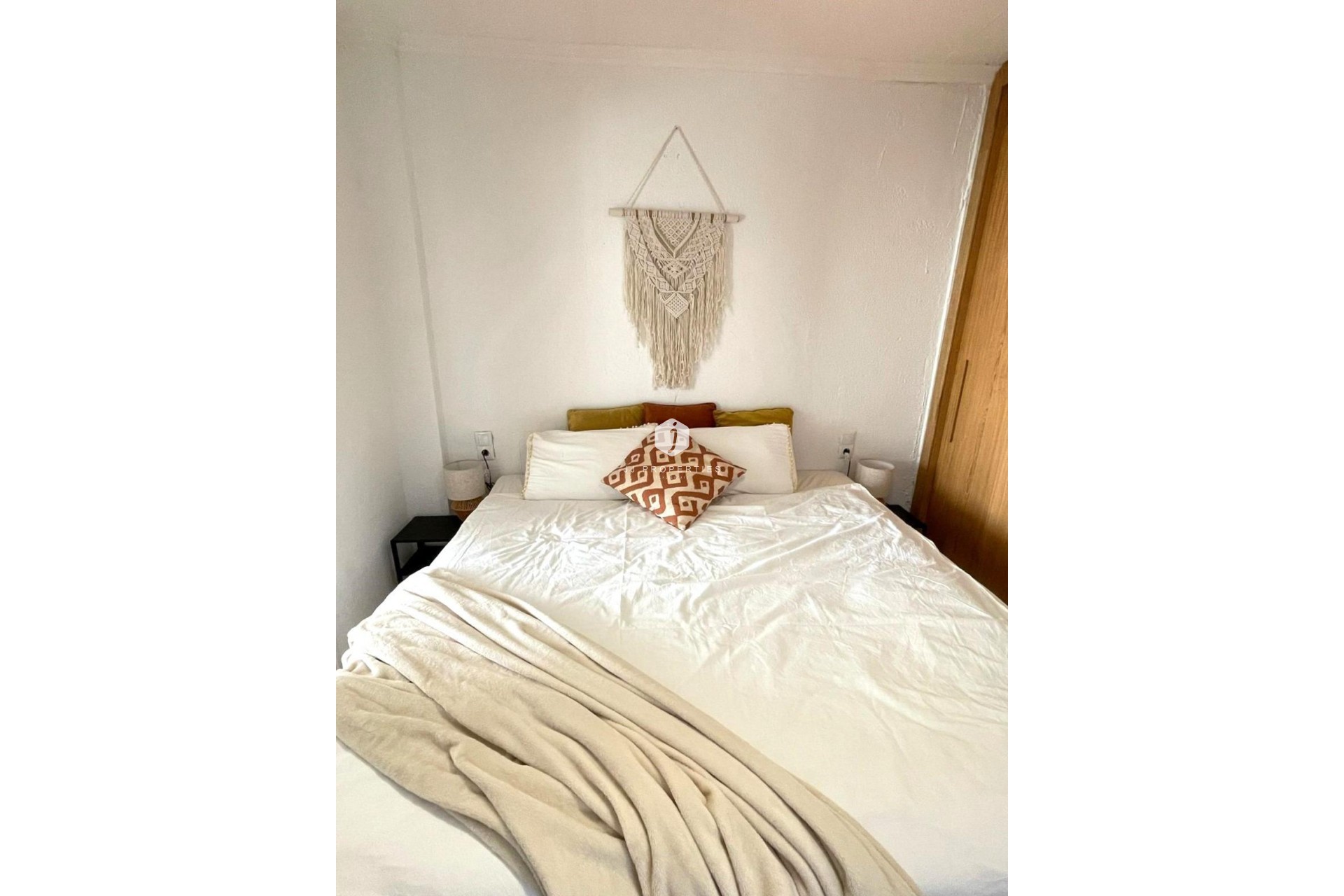 Tweedehands - Penthouse -
Torrevieja - Punta prima