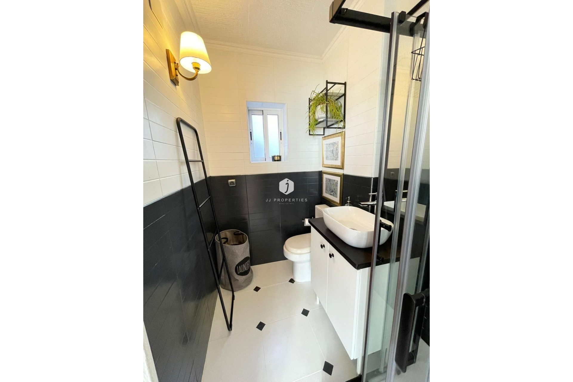 Tweedehands - Penthouse -
Torrevieja - Punta prima