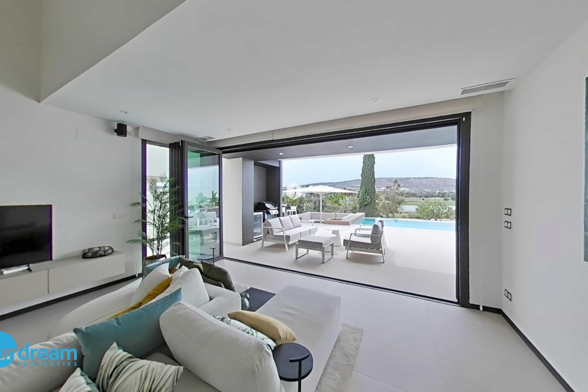 Tweedehands - Villa -
Algorfa - Comunidad Valenciana