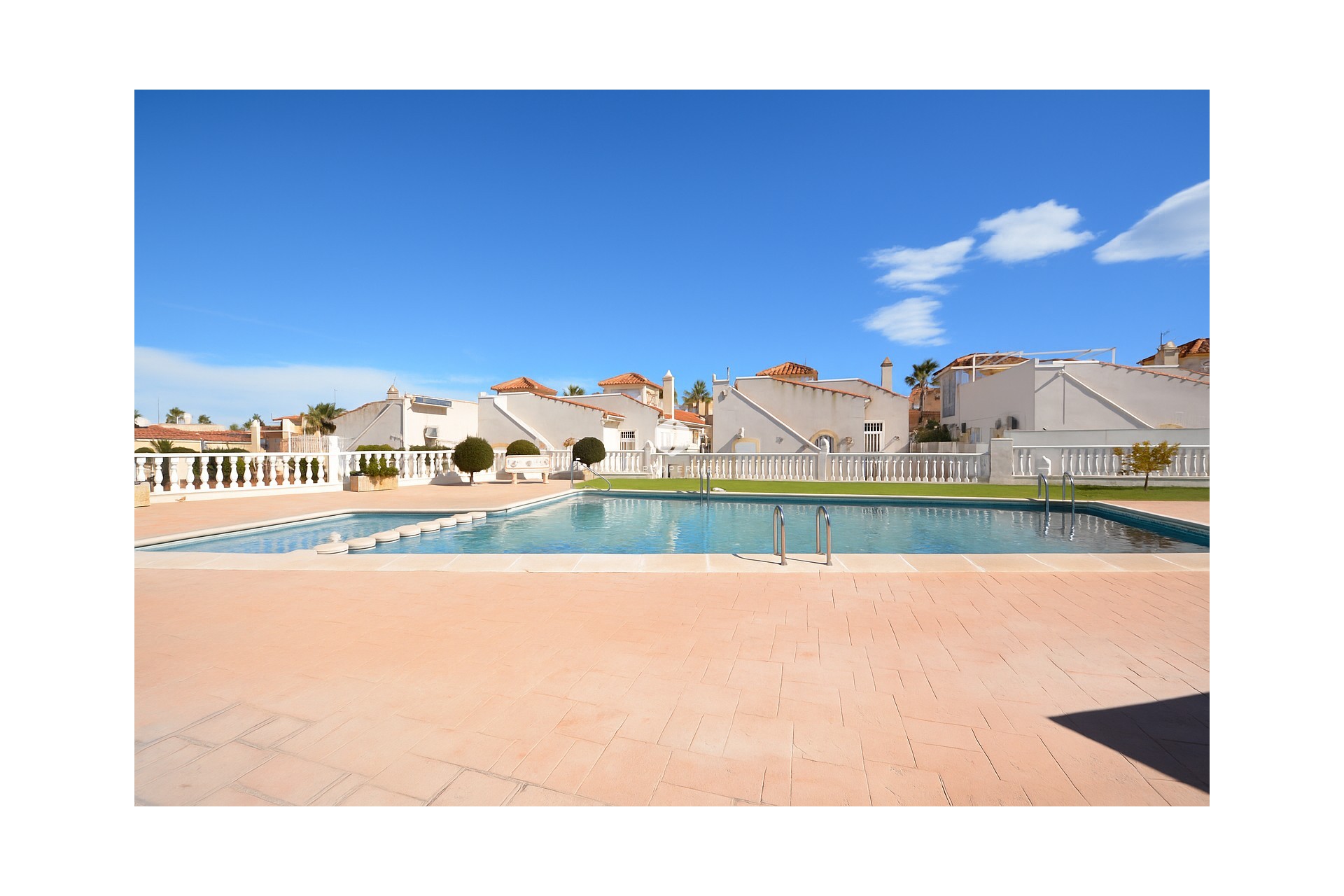 Tweedehands - Villa -
Algorfa - Inland