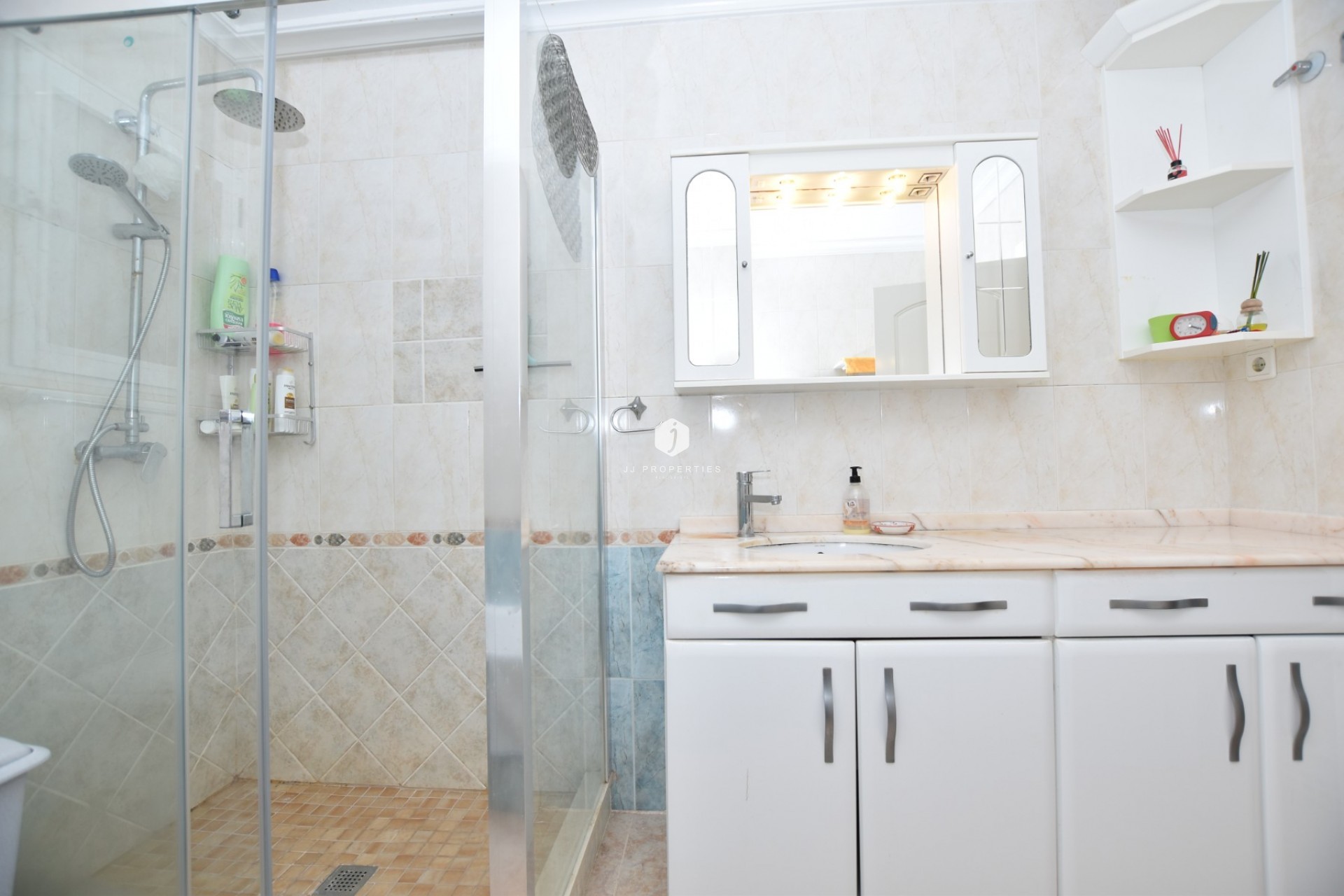 Tweedehands - Villa -
Algorfa - Inland