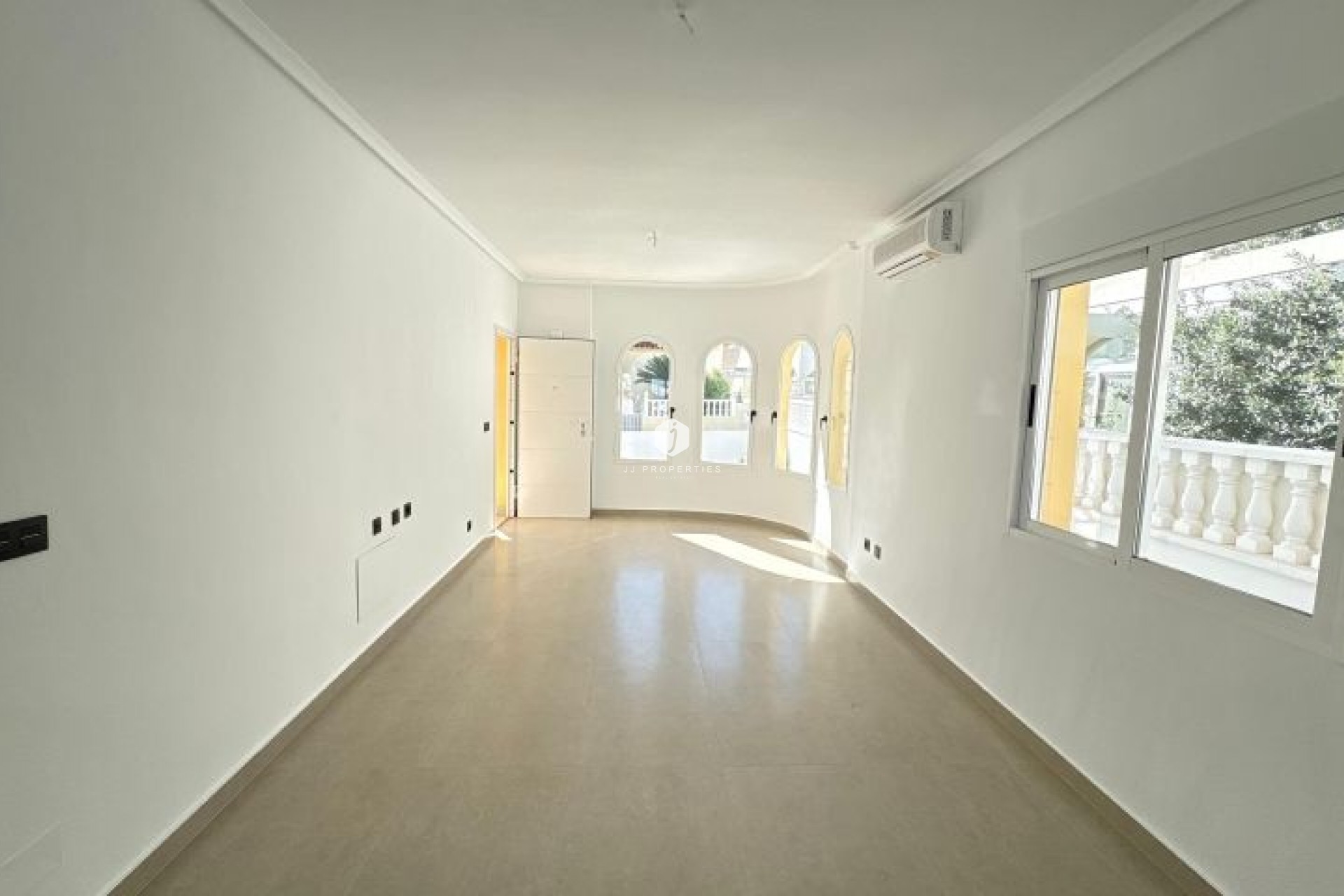 Tweedehands - Villa -
Algorfa - Inland