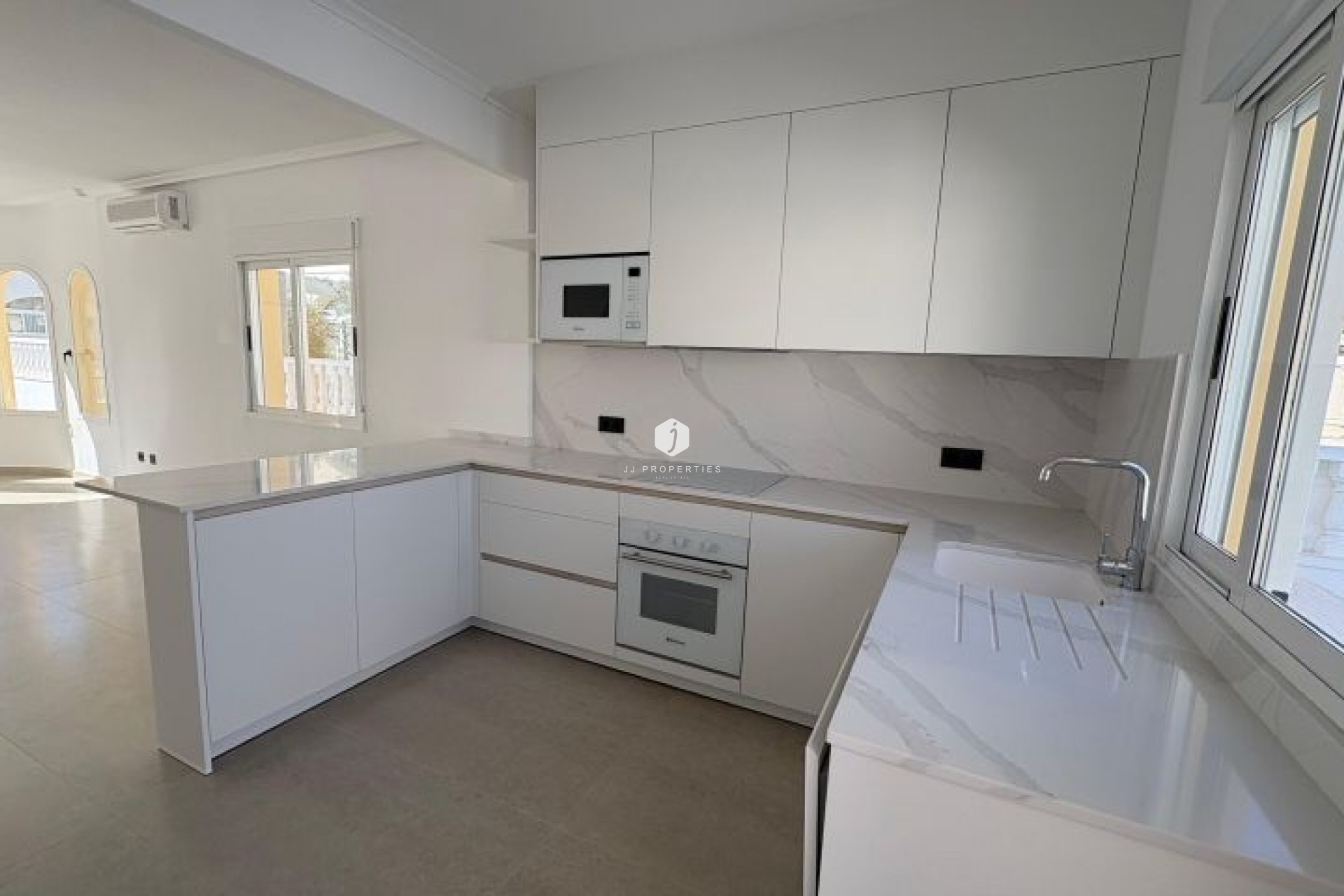 Tweedehands - Villa -
Algorfa - Inland