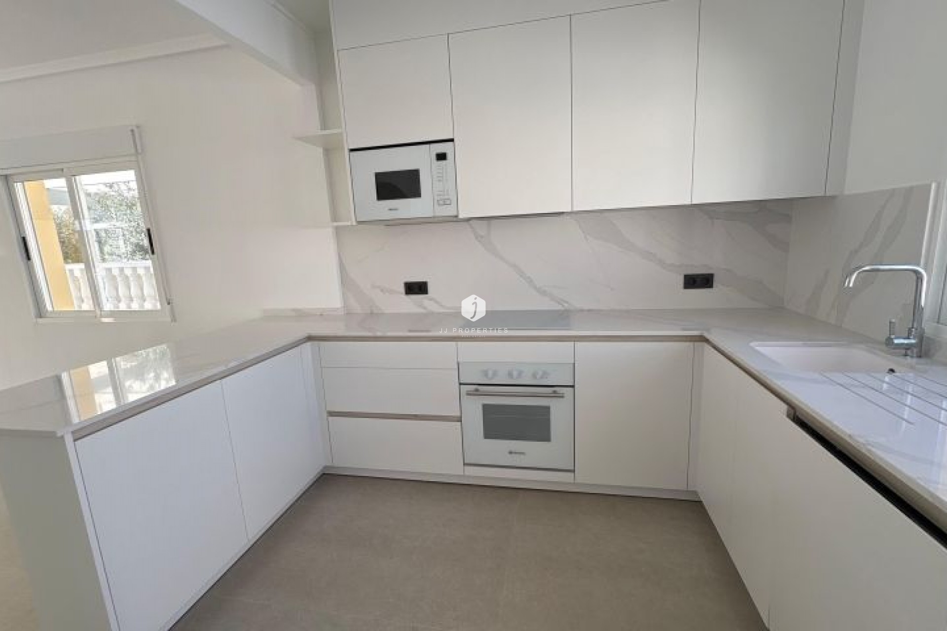 Tweedehands - Villa -
Algorfa - Inland