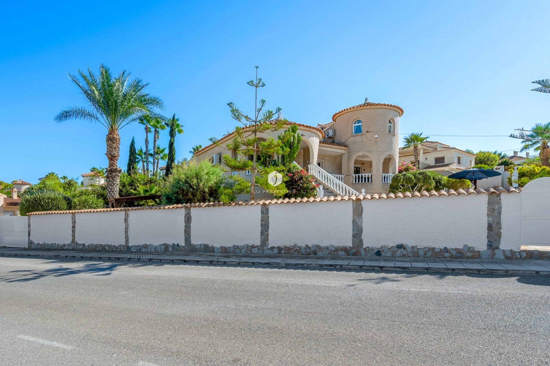 Tweedehands - Villa -
Almoradí - Inland