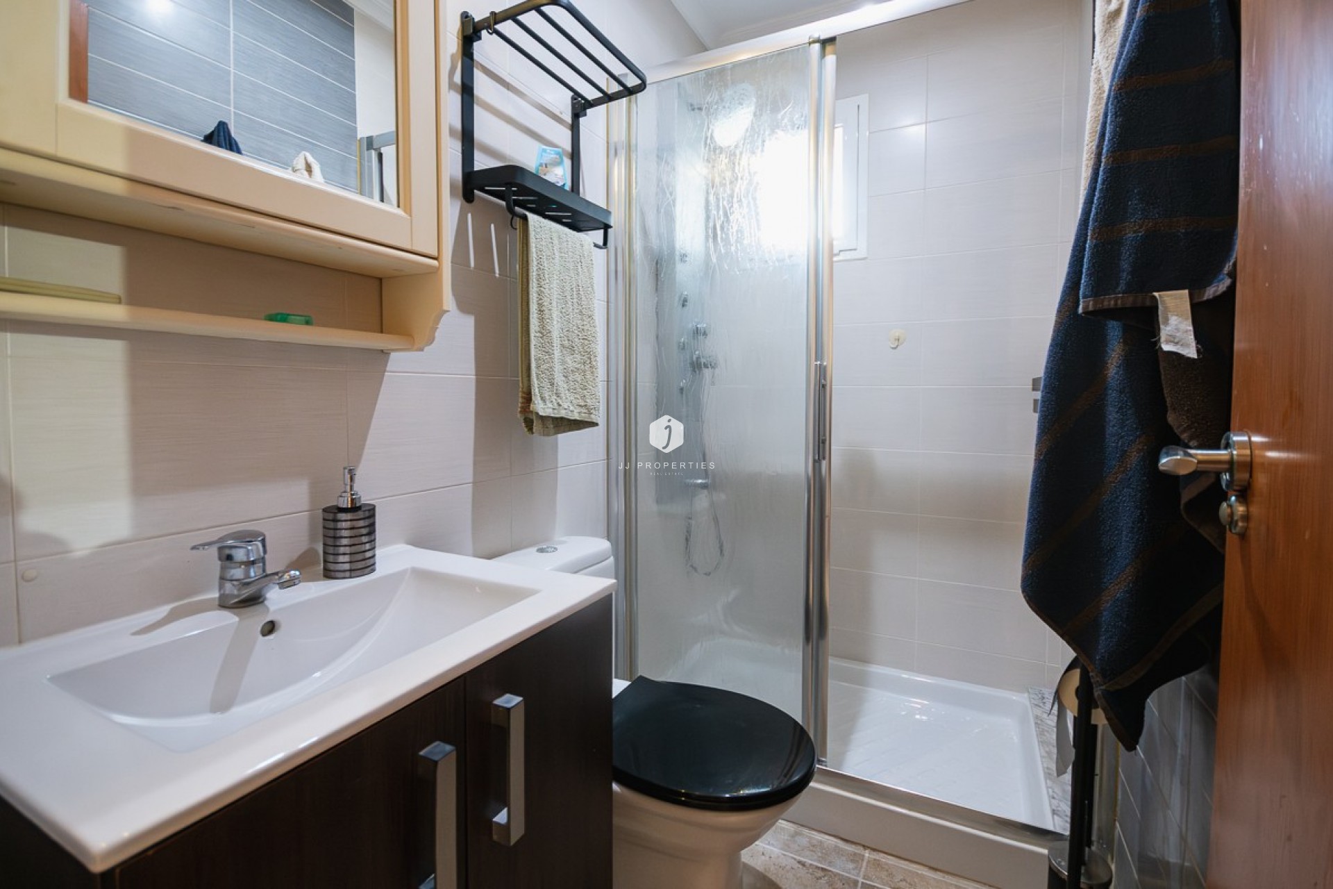 Tweedehands - Villa -
Benferri - Inland