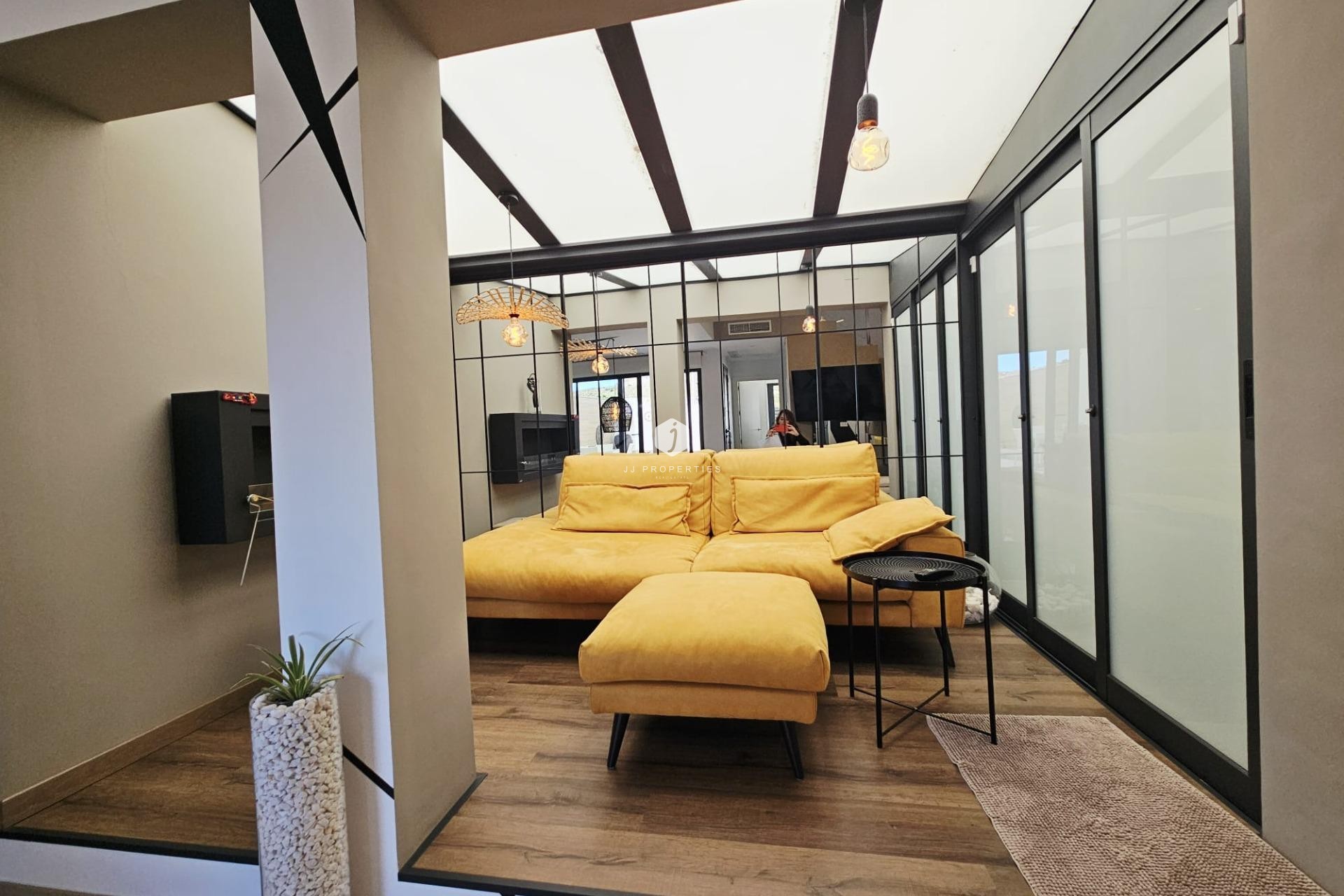 Tweedehands - Villa -
Benijofar - Benimar