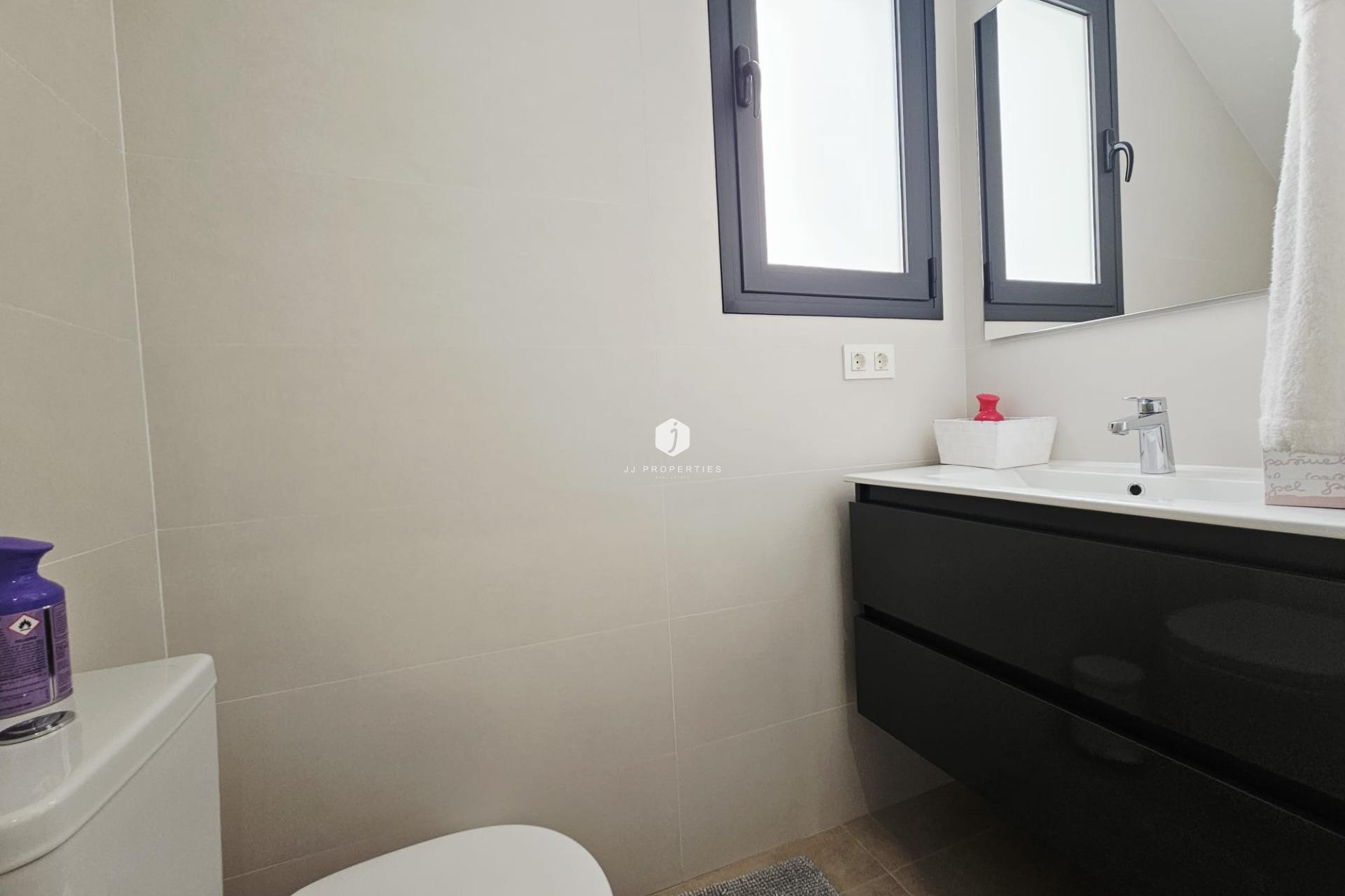 Tweedehands - Villa -
Benijofar - Benimar