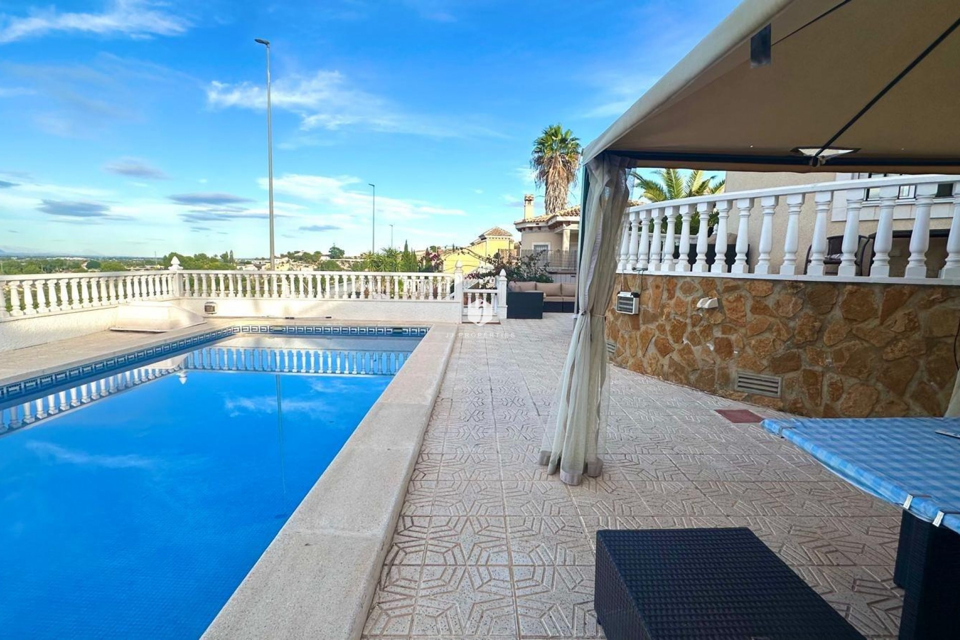 Tweedehands - Villa -
Bigastro - Comunidad Valenciana