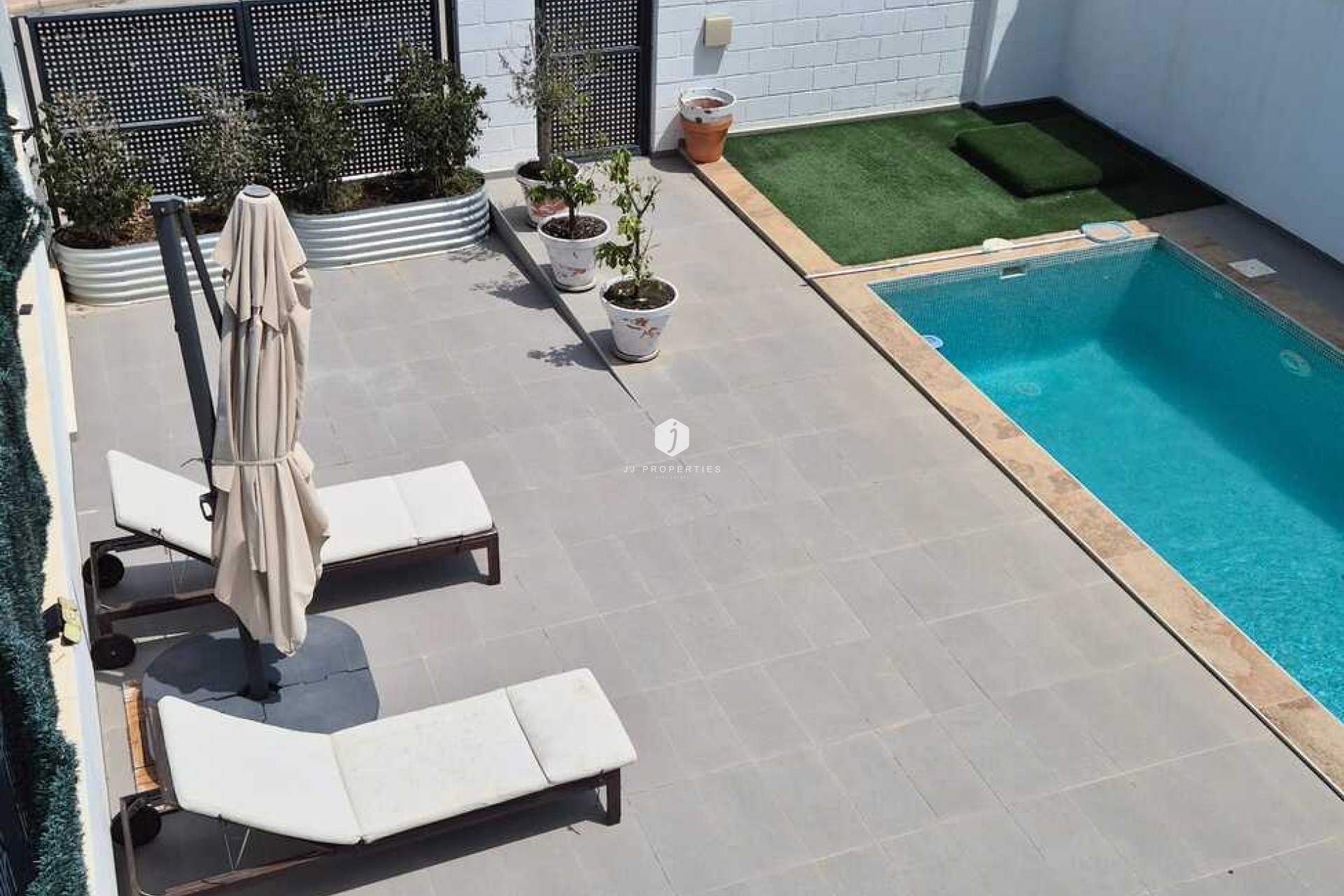 Tweedehands - Villa -
Bigastro - Costa Blanca