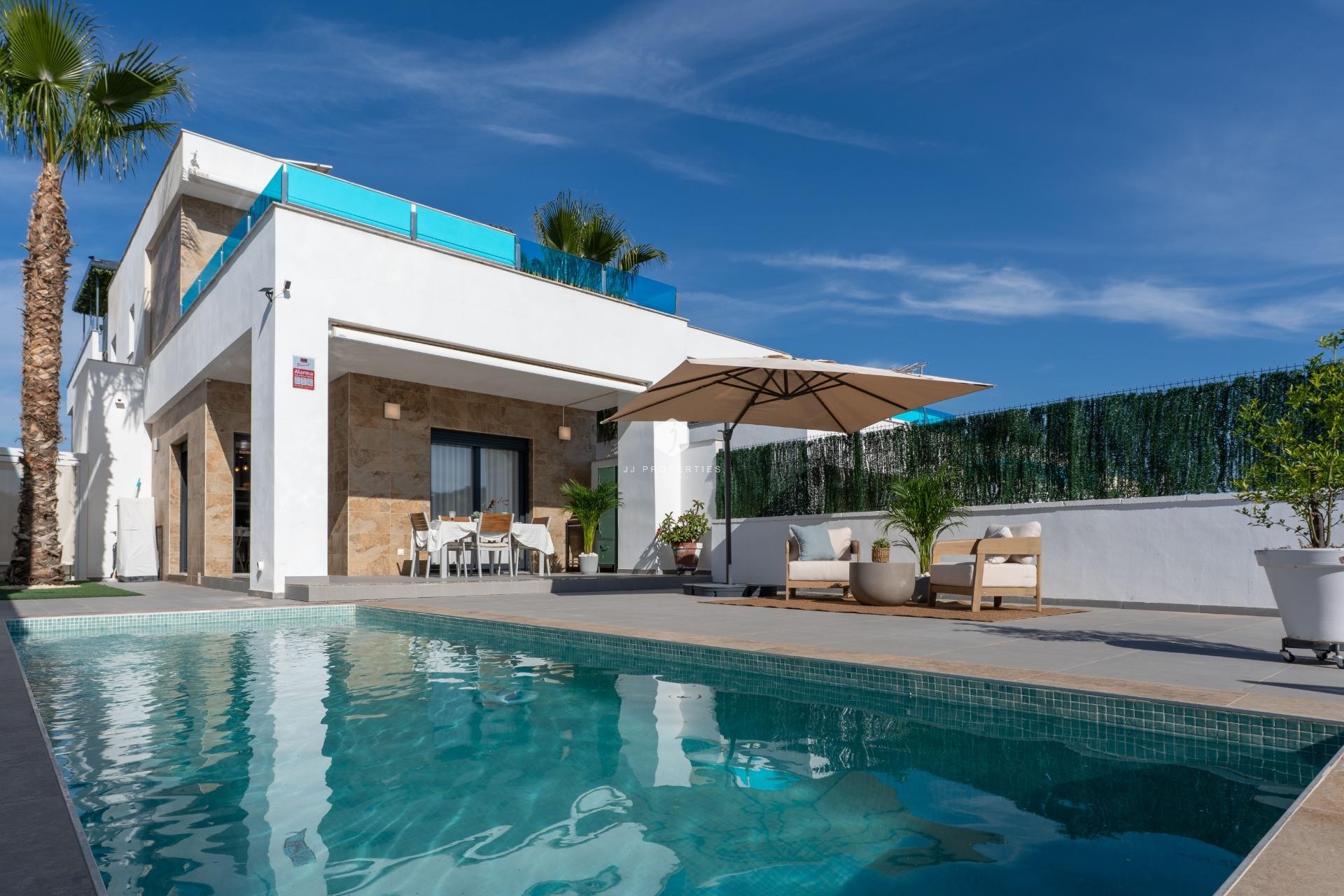 Tweedehands - Villa -
Bigastro - D6