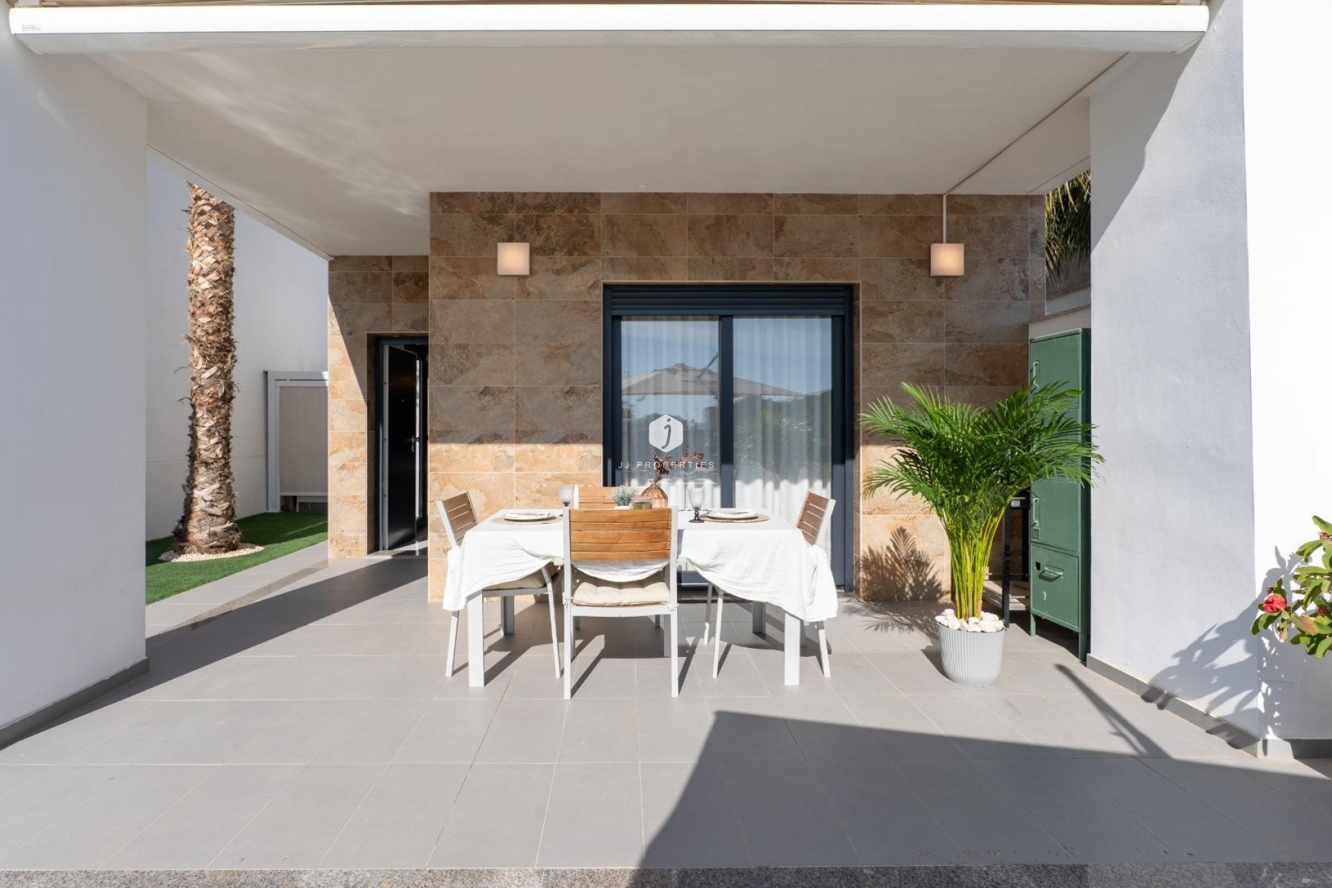 Tweedehands - Villa -
Bigastro - D6