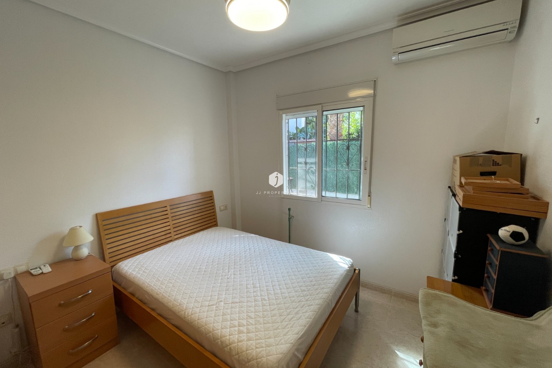 Tweedehands - Villa -
Bigastro - Inland