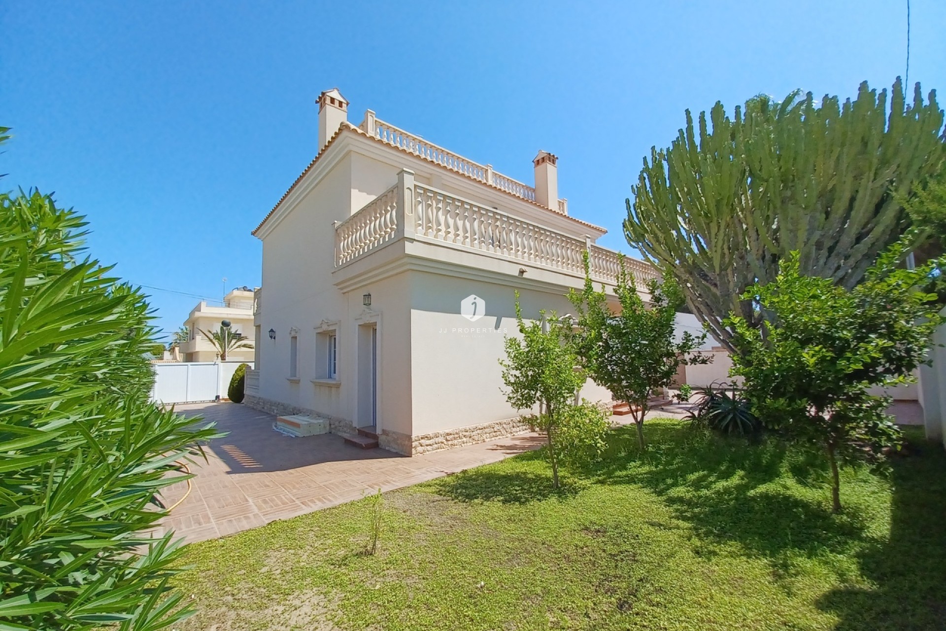 Tweedehands - Villa -
Cabo Roig - Costa Blanca