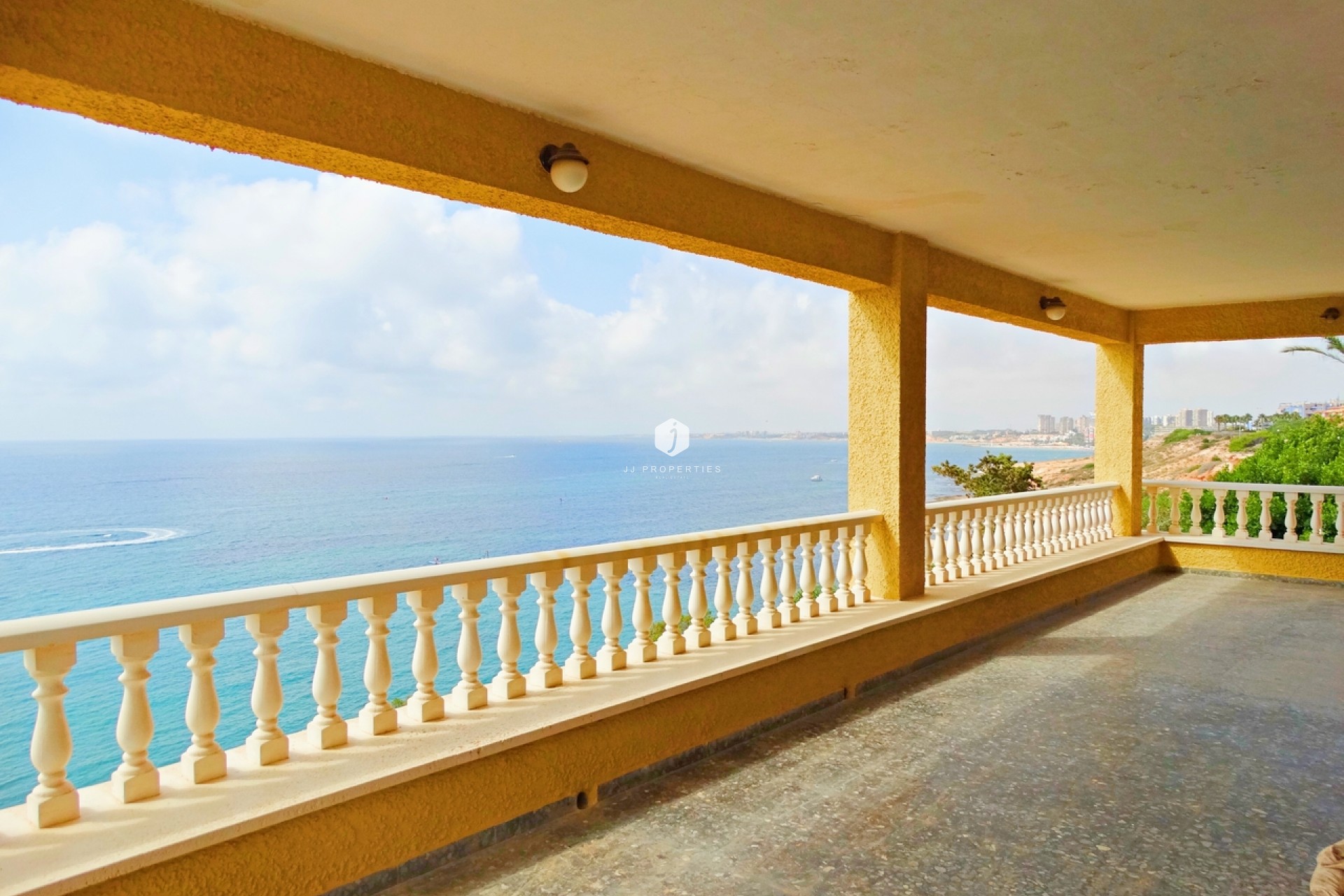 Tweedehands - Villa -
Cabo Roig - Costa Blanca