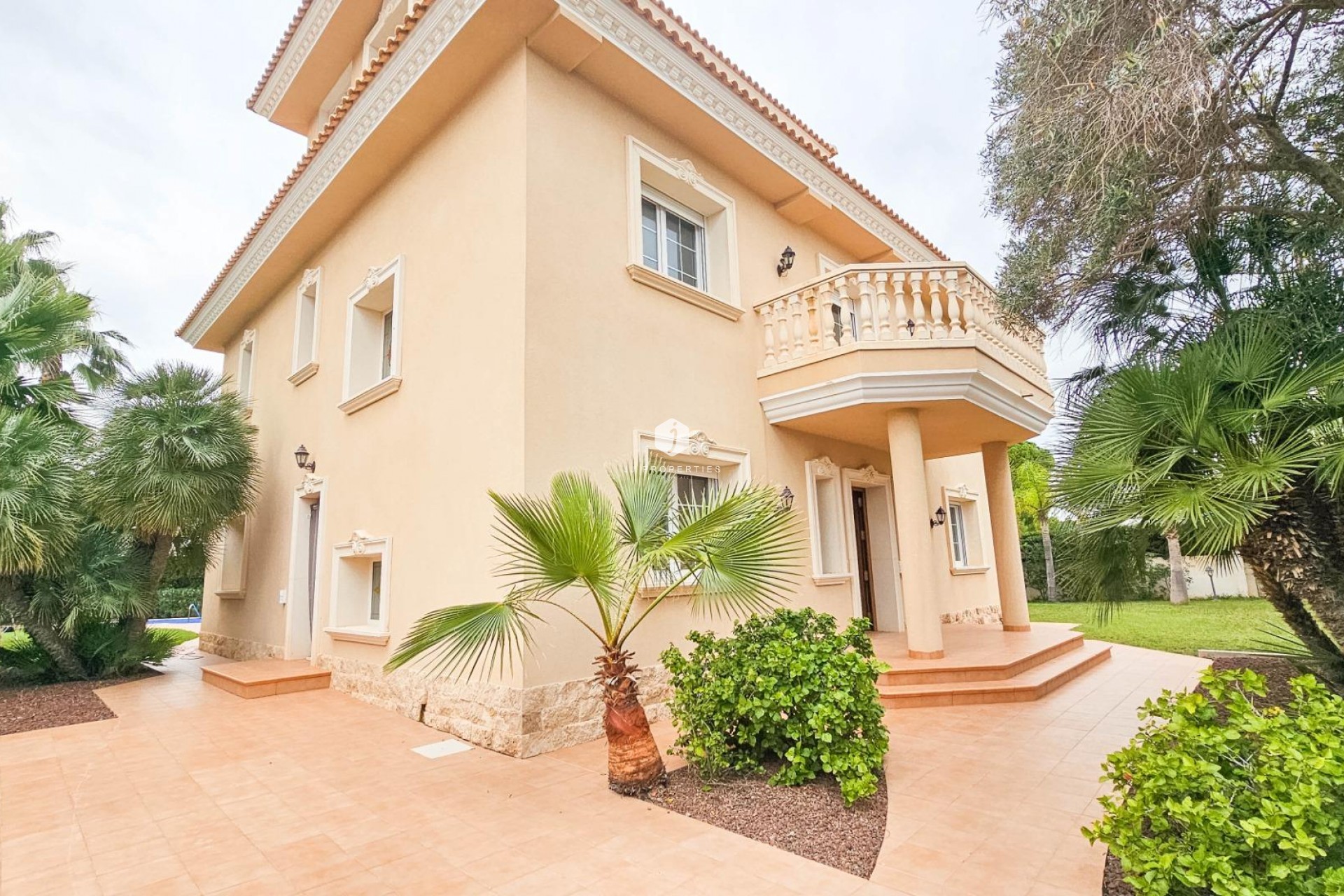 Tweedehands - Villa -
Cabo Roig