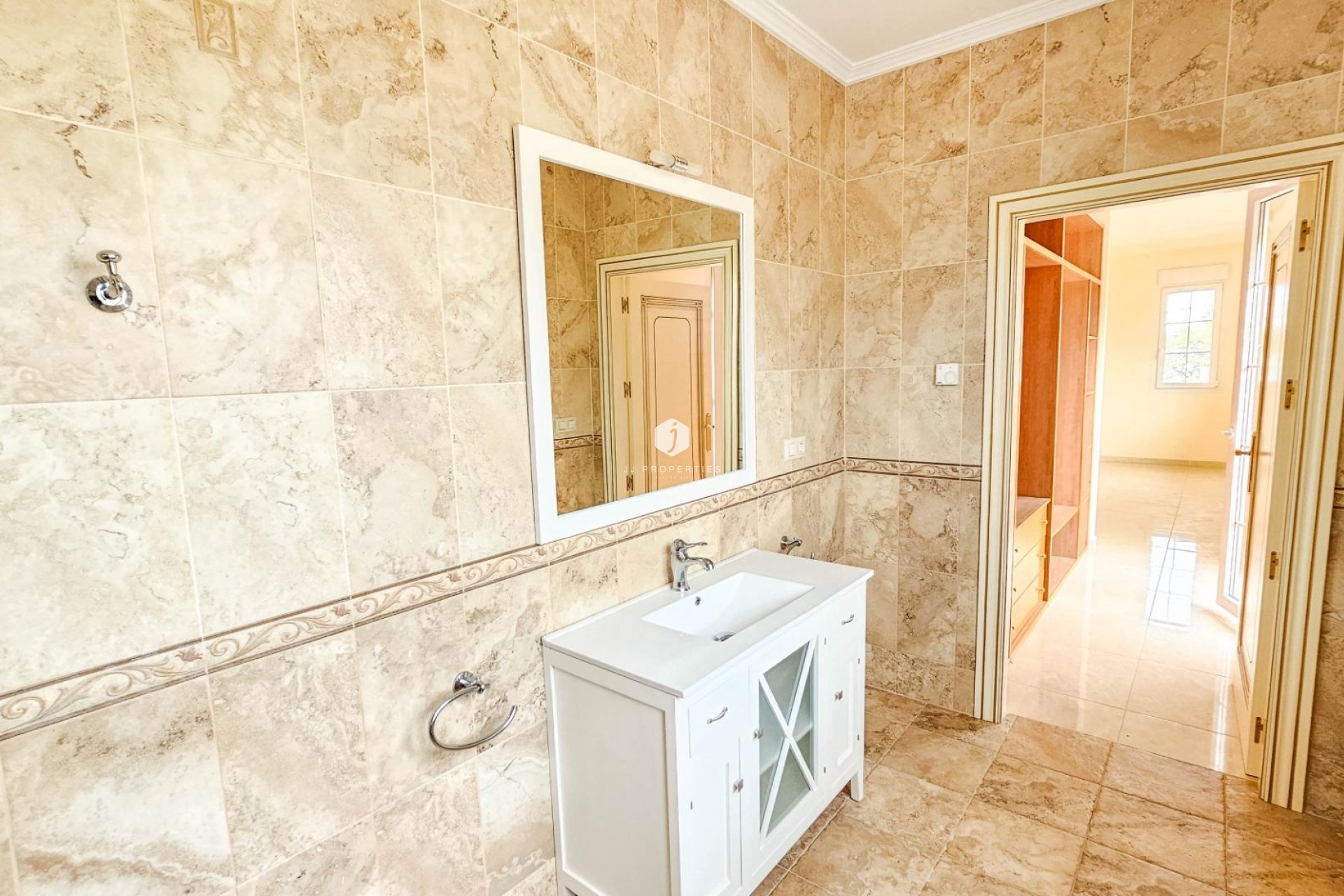 Tweedehands - Villa -
Cabo Roig